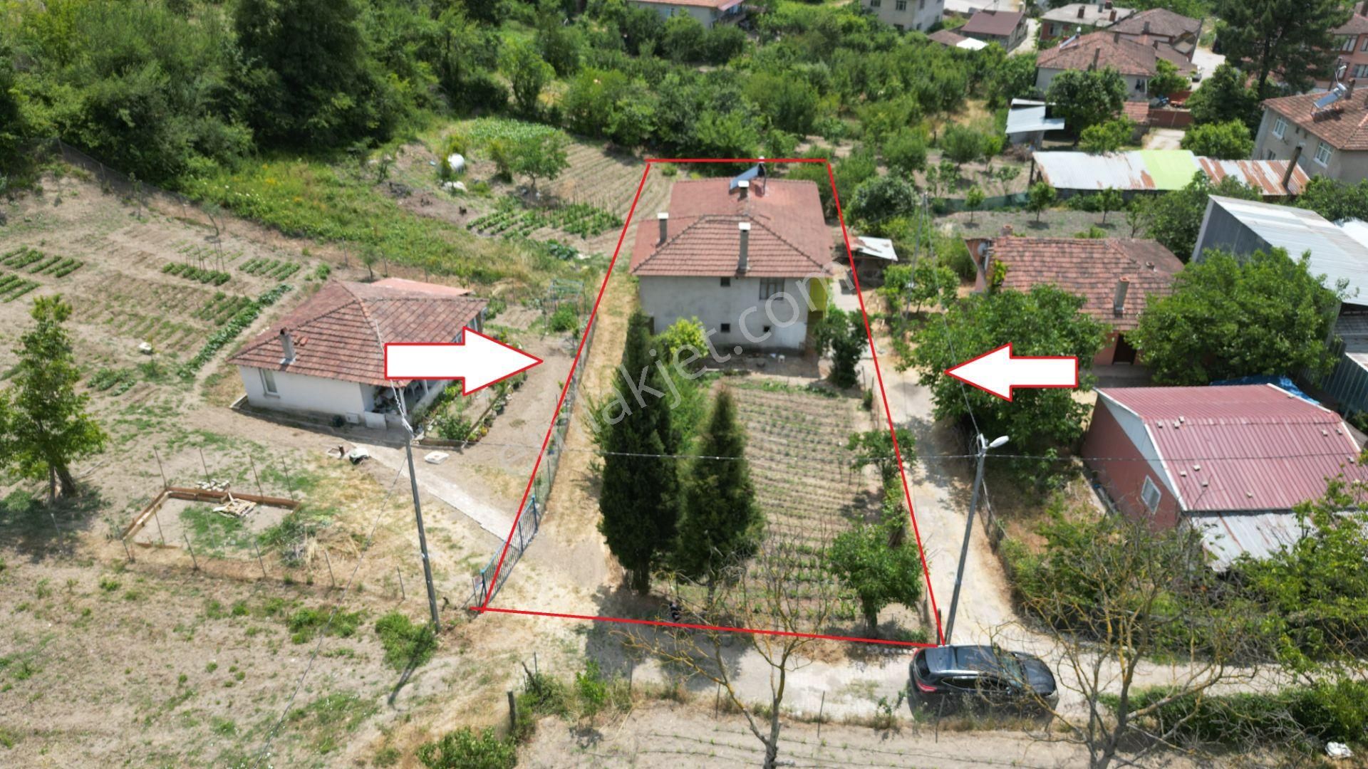 Kocaeli Karamürsel Akçat Mahallesi Satılık Müstakil Ve Arsası