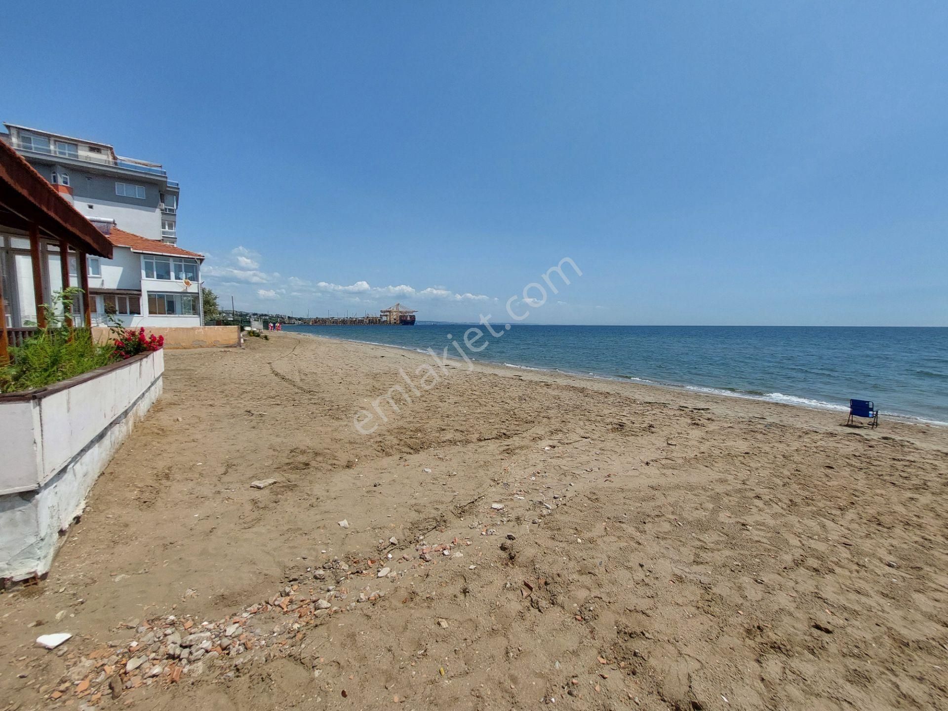 Tekirdağ Kumbağ'da Satılık 2+1 Denize 20 M Daire