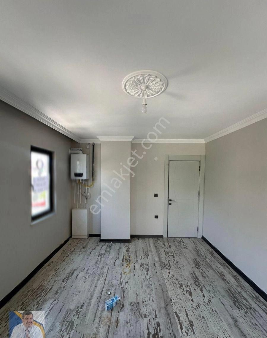 Satılık Ayrı Mutfak Kombili 1+1 Daire
