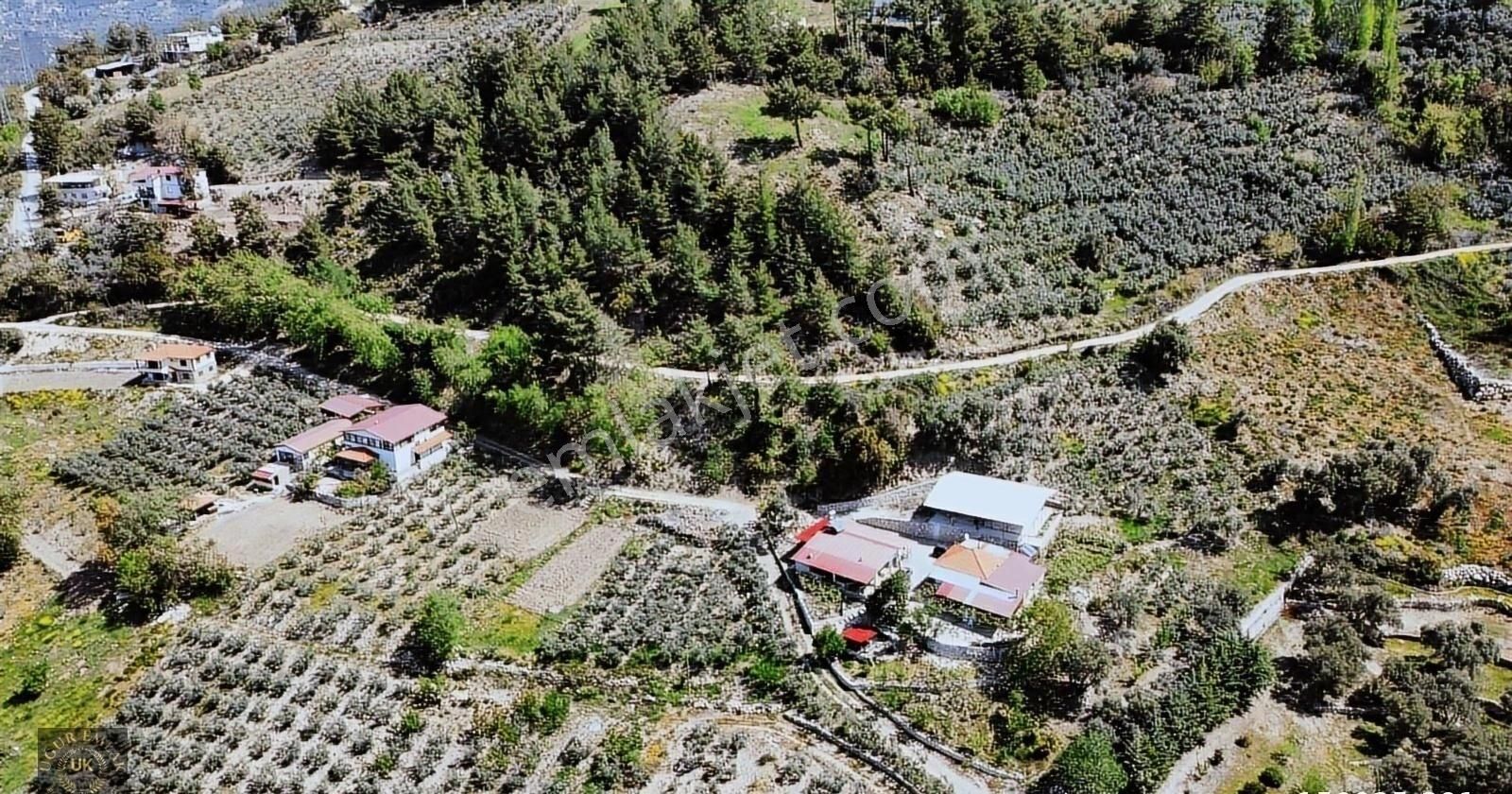 Uğur'dan Seydikemer Yakada Müstakil Ev Ve Büyük Bahçe
