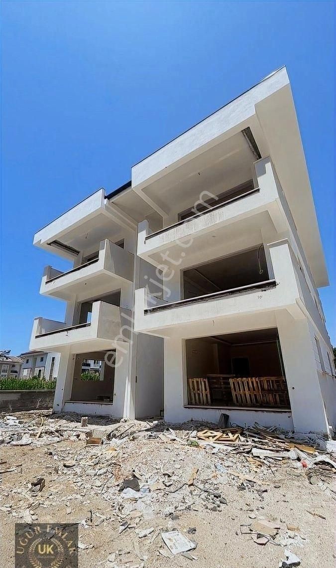 Uğur'dan Fethiye Kesikkapı Mah. 2+1 Giriş Kat Satılık Daire