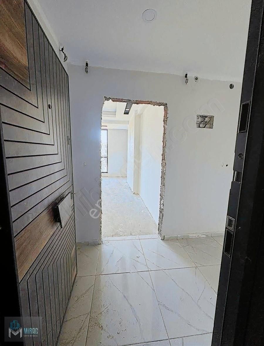 Bayındırlık Mahallesinde Satılık 3+1 Lüx Daire