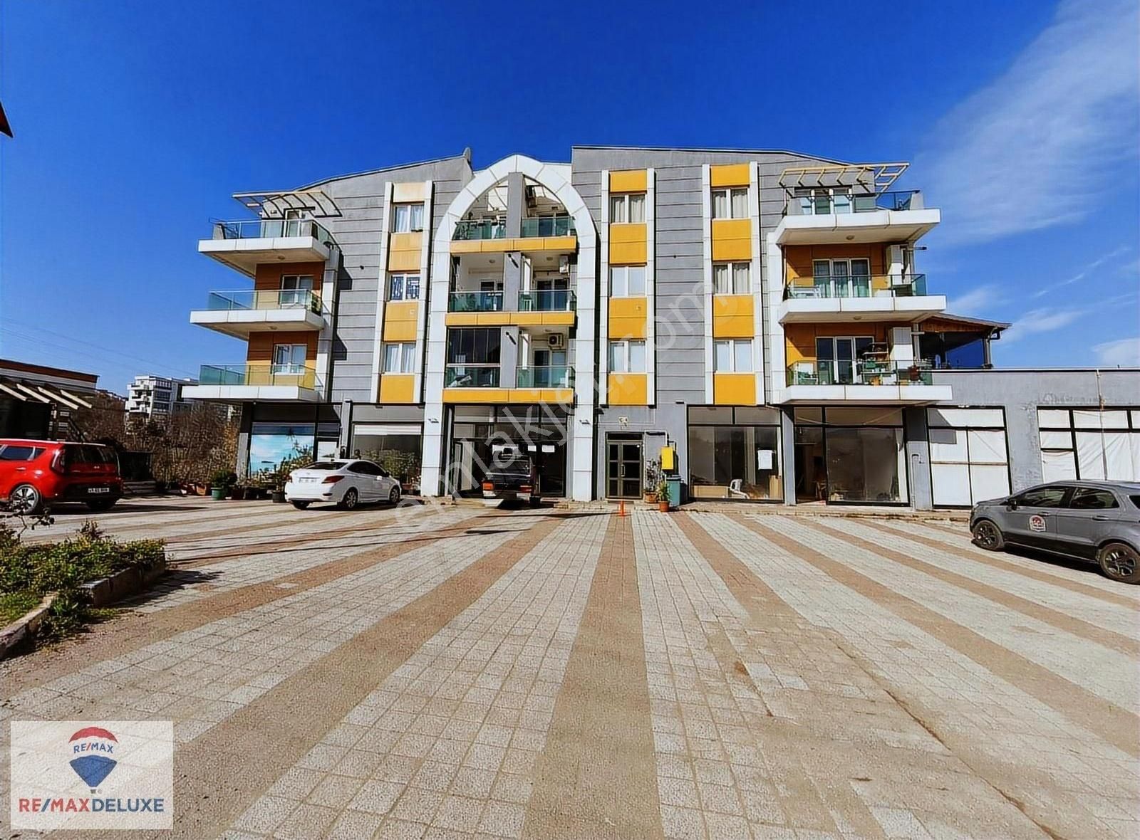 Başiskele Paşadağ Mah. Satılık 3+1 Arakat Daire Kapanmaz Manzara