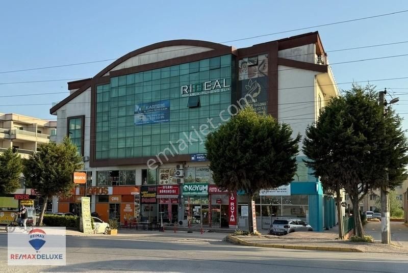 Elyapı Plaza'da Satılık Masrafsız - 1+1 - 56 M2 Ofis & Büro