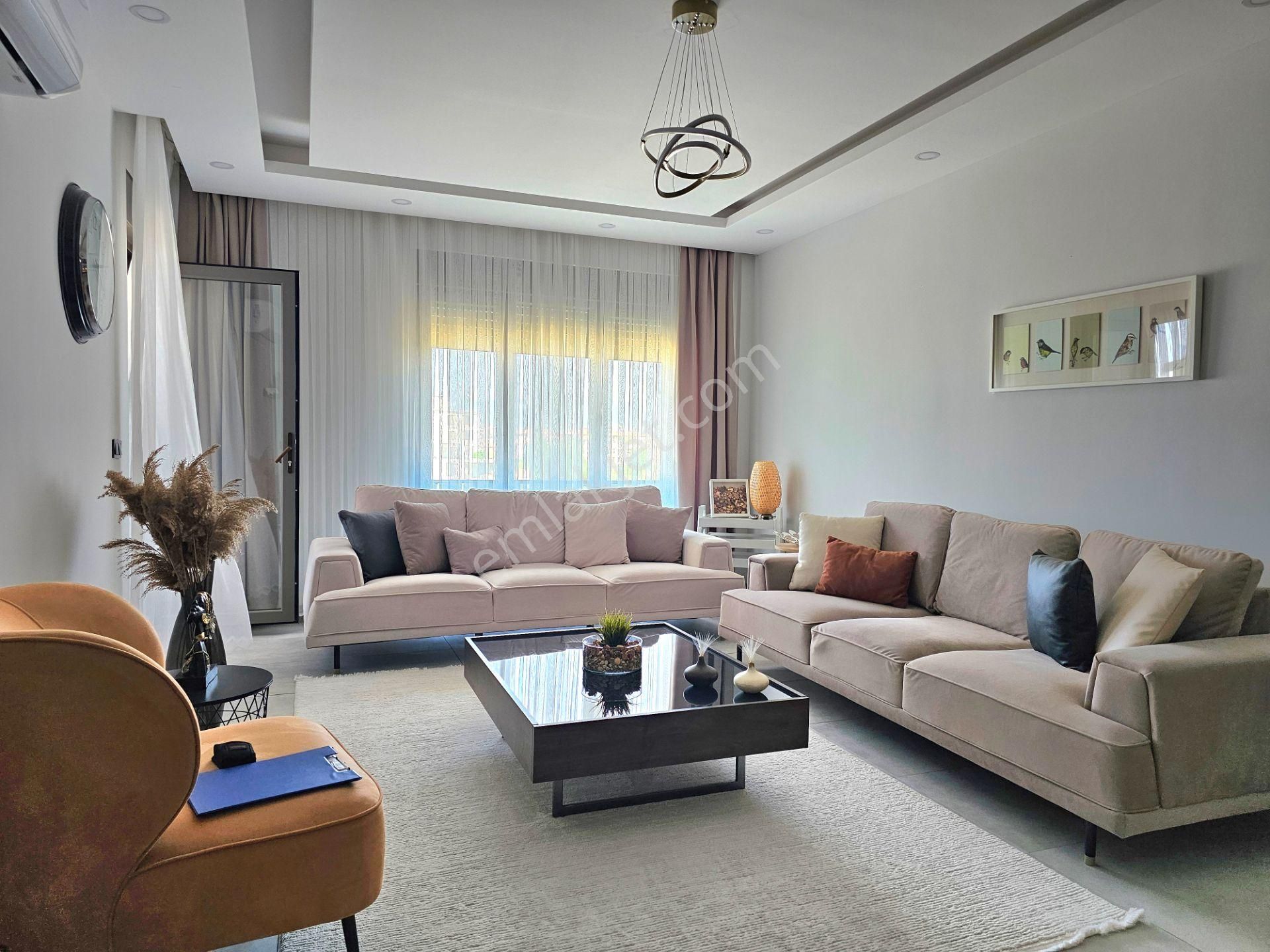 Burhaniye Bahçelievler Lüks Sitede Satılık 3+1 Daire