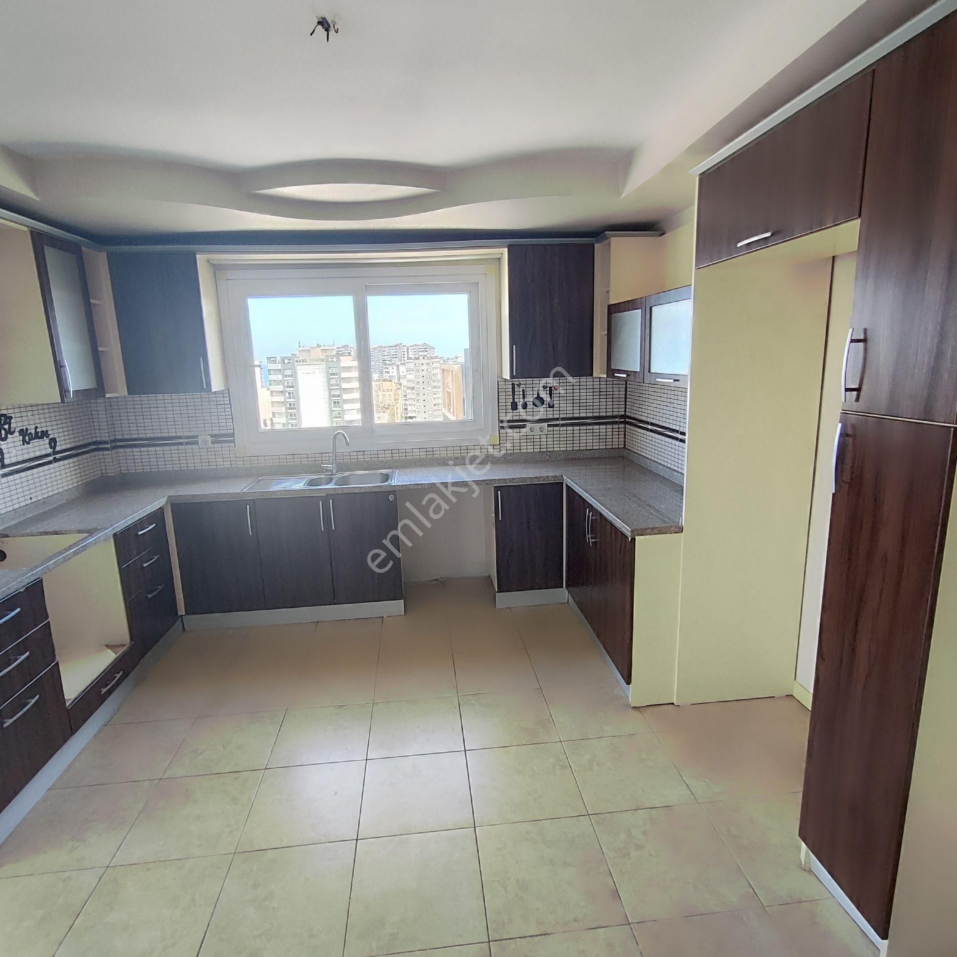 Mesut Emlak'tan Yeni Mah.de Deniz Manzaralı 3+1 Kiralık Daire