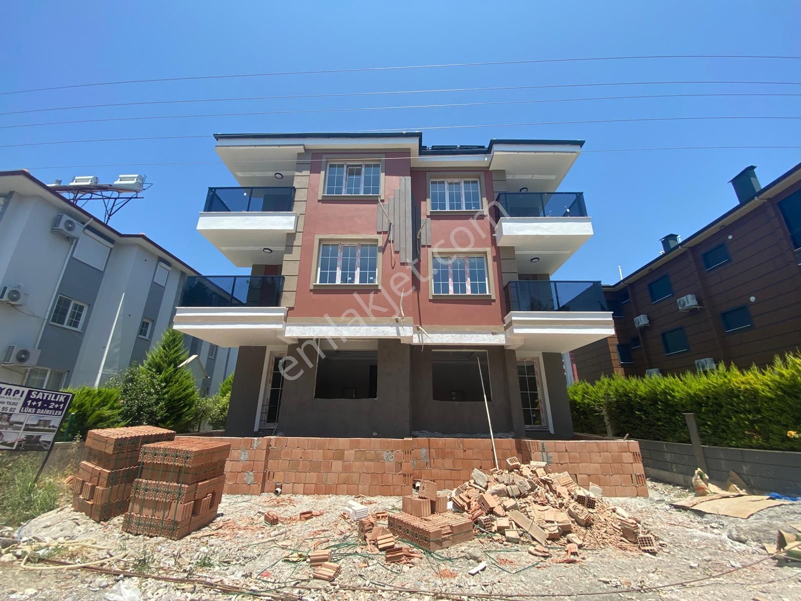 Dalaman Merkezde Satılık 1+1 Sıfır Daire