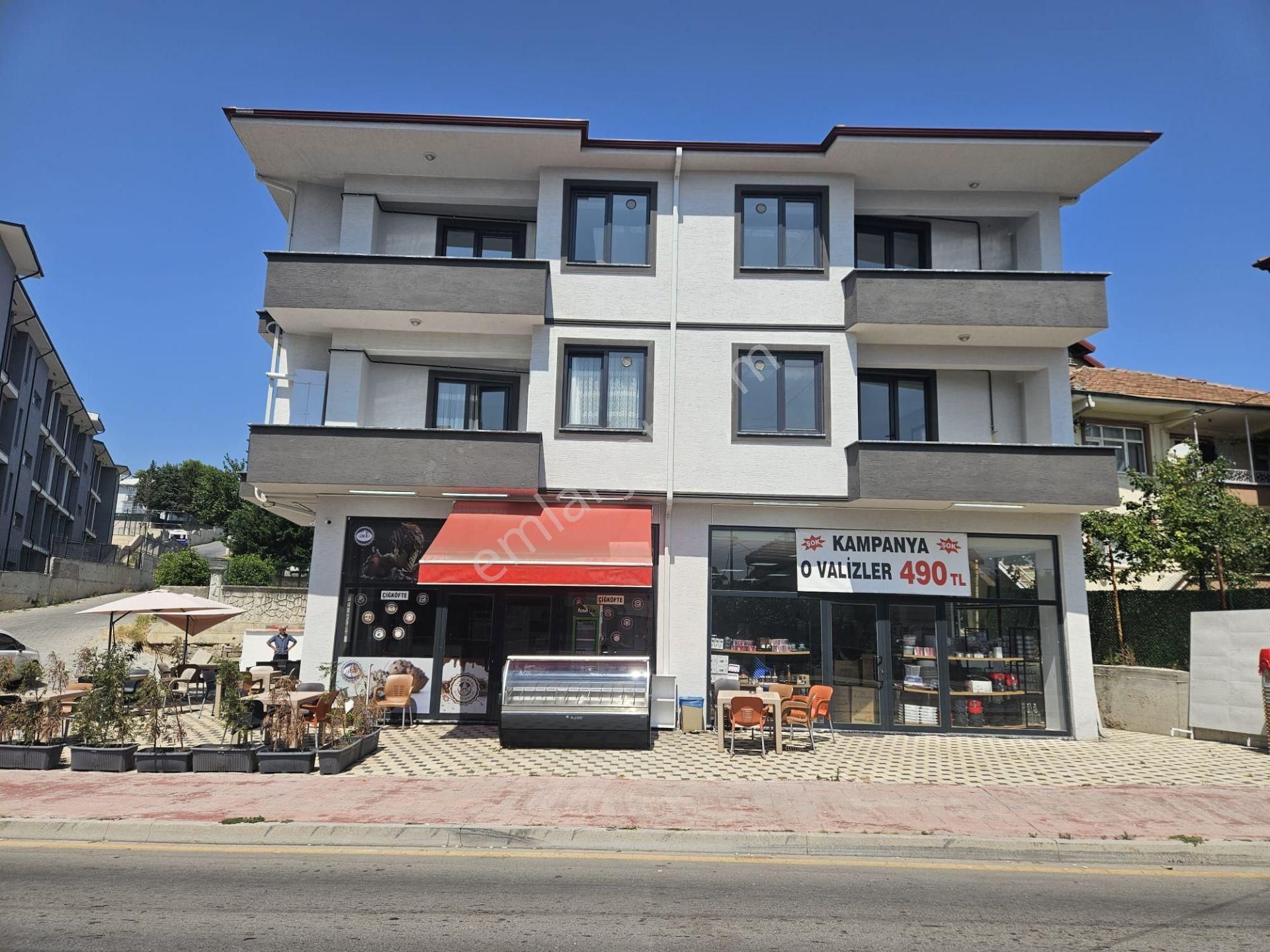 Hızır Tepede Cadde Üzeri Satılık 2+1 Daire Remax/ay