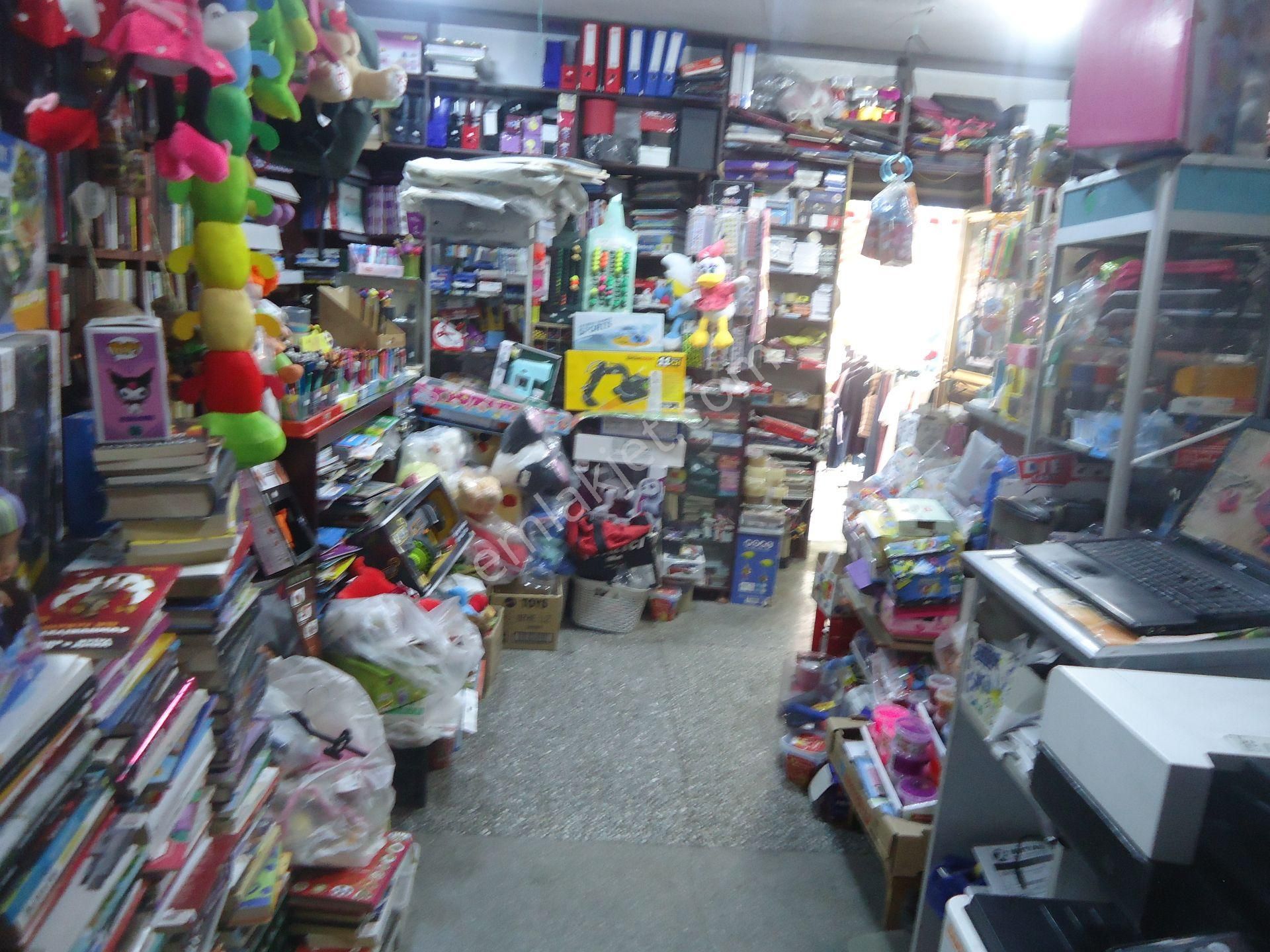 Merkezi Yerde Devren Satılık Kırtasiye Dükkanı - Görsel 6