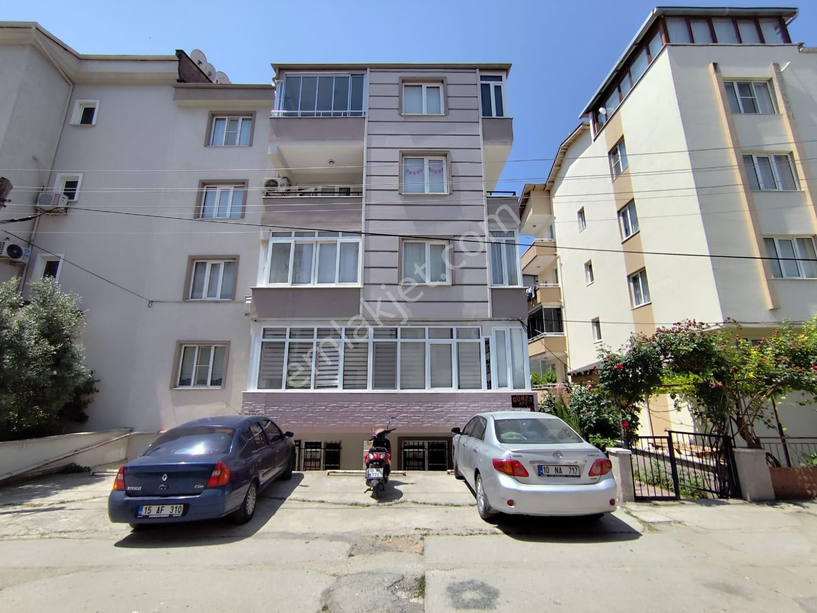 Elfi Den Bahçelievler Mah Üçgen Park Karşısında 2+1 Kiralık Daire