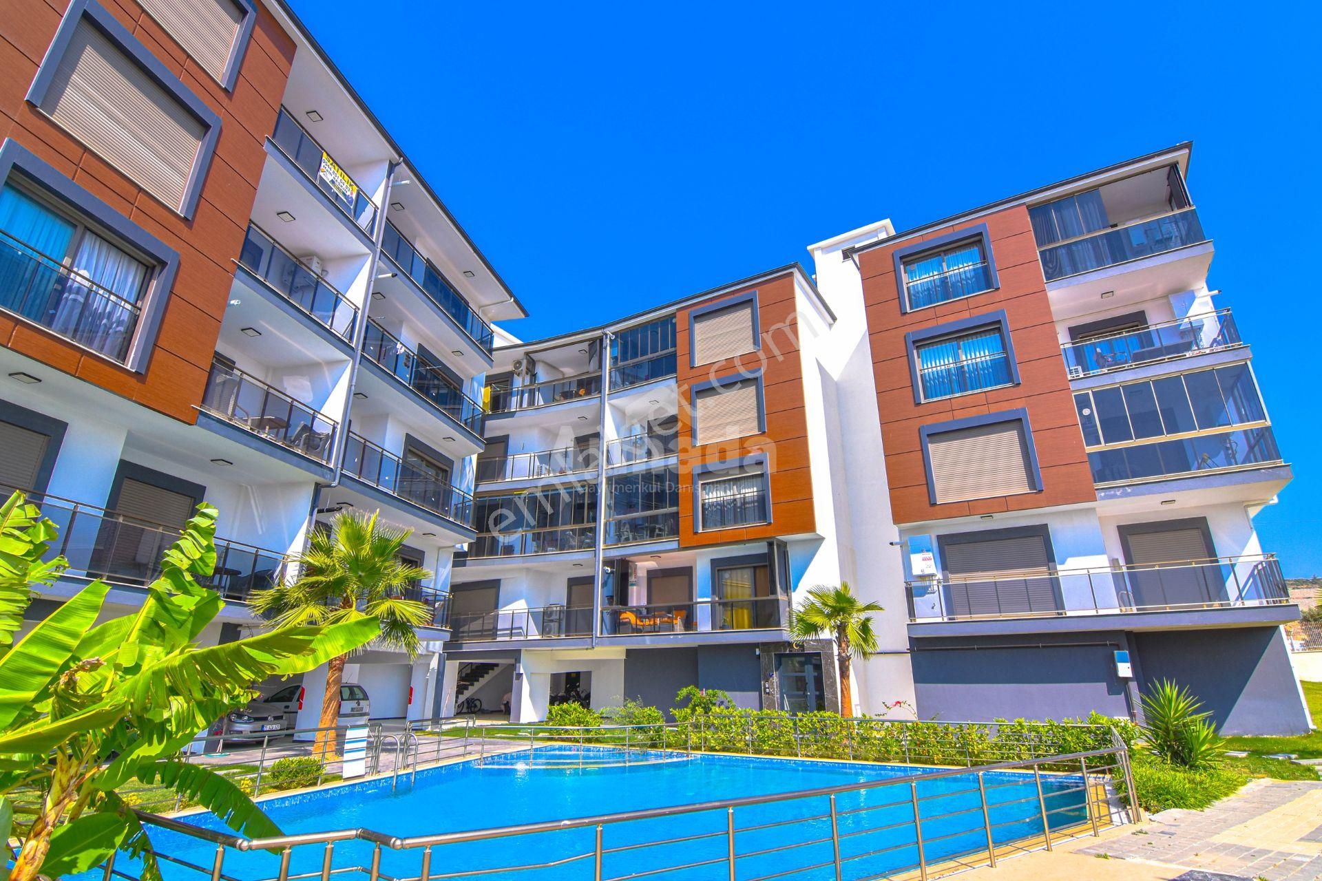 Kuşadası Değirmenderede Deniz Manzaralı Fırsat Satılık 3+1 Daire