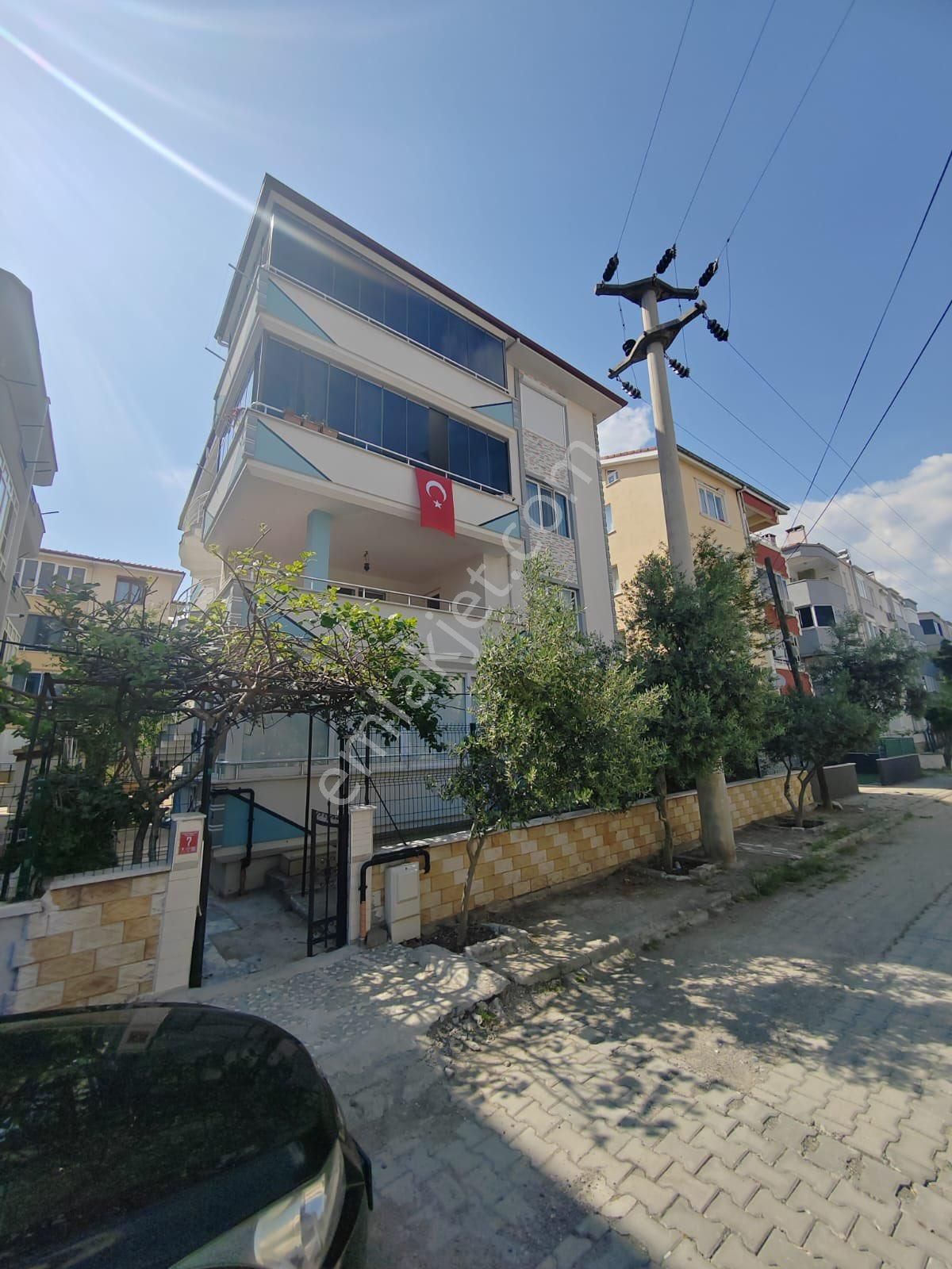 Kale Gayrimenkul’den Altınkumda Geniş Satılık 3+1 Satılık Daire