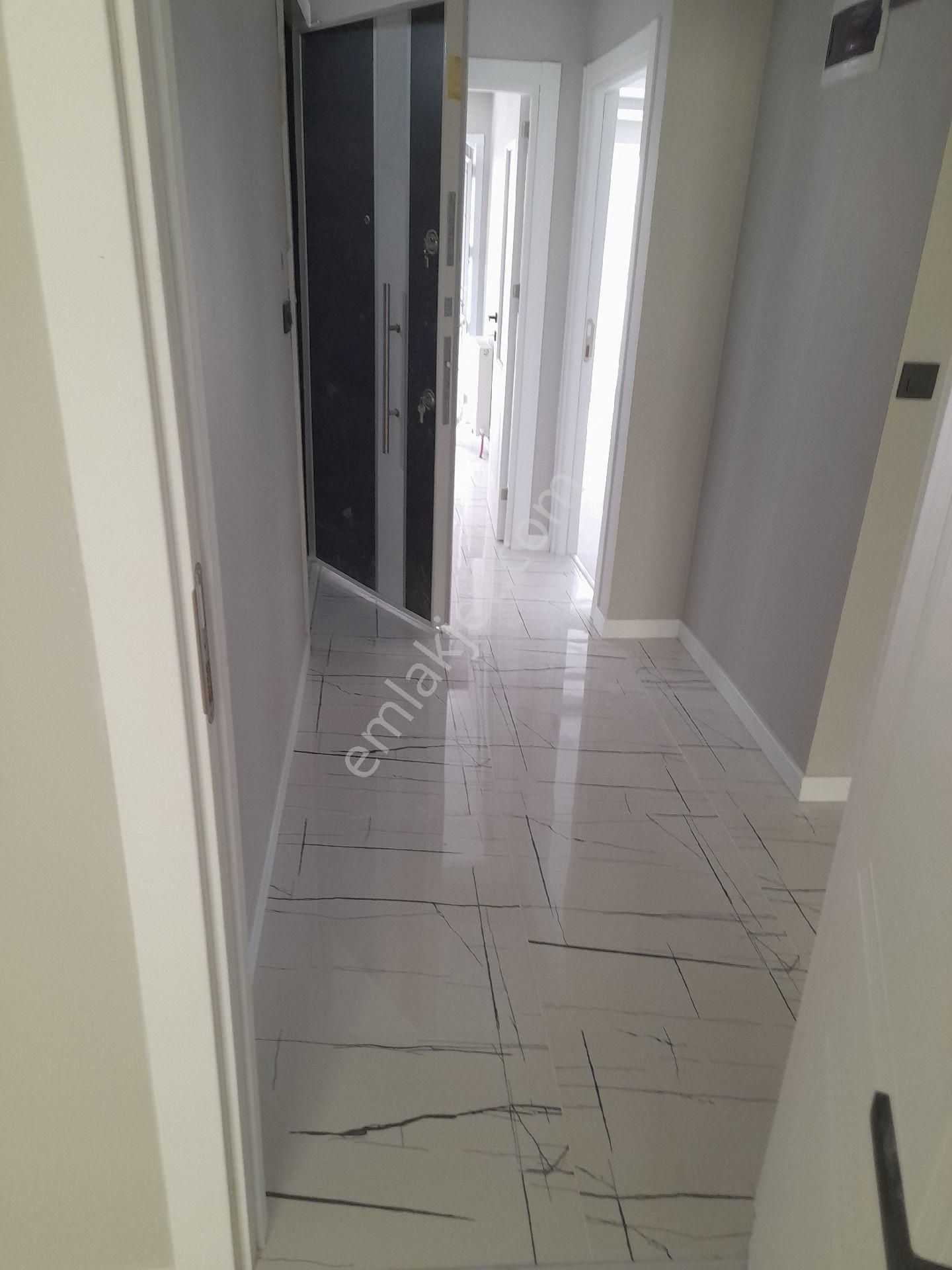Dgs Emlaktan Satılık Daire 3kat Sifir