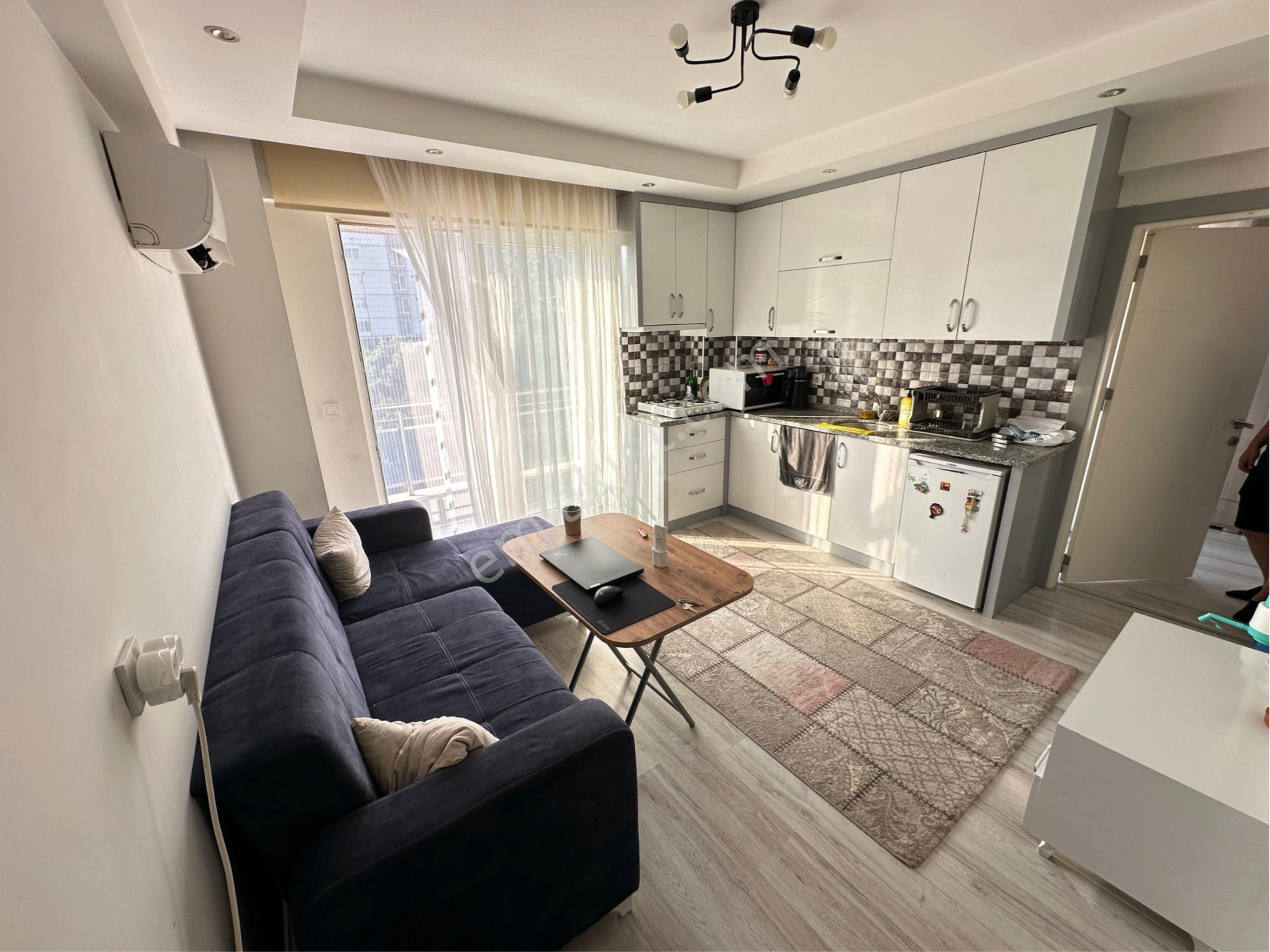 Konut Emlaktan İsabeyli Has Yapıda 1+1 Full Eşyalı Kiralık Daire