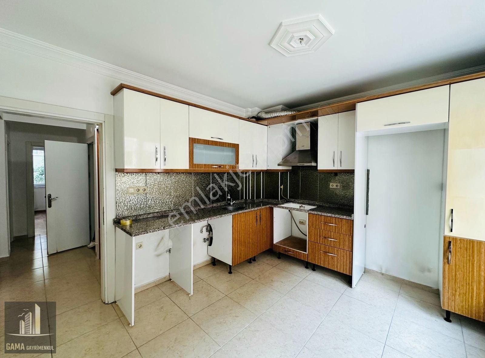 Gama Gayrimenkul'den Özel Otopraklı Yeni Kiralık 3+1