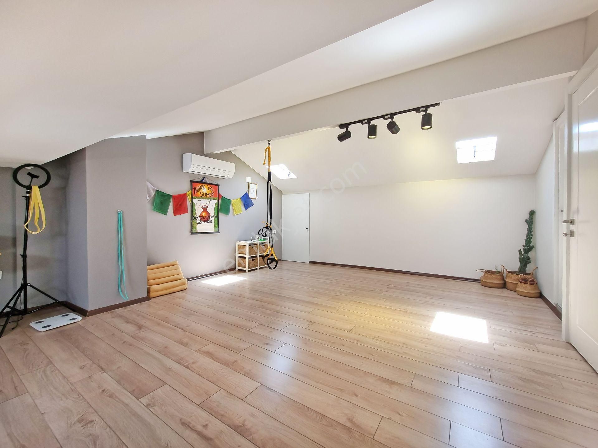 Gökhan Üçgün'den Panorama Villaları'nda Trıplex Rowhouse Villa - Görsel 29