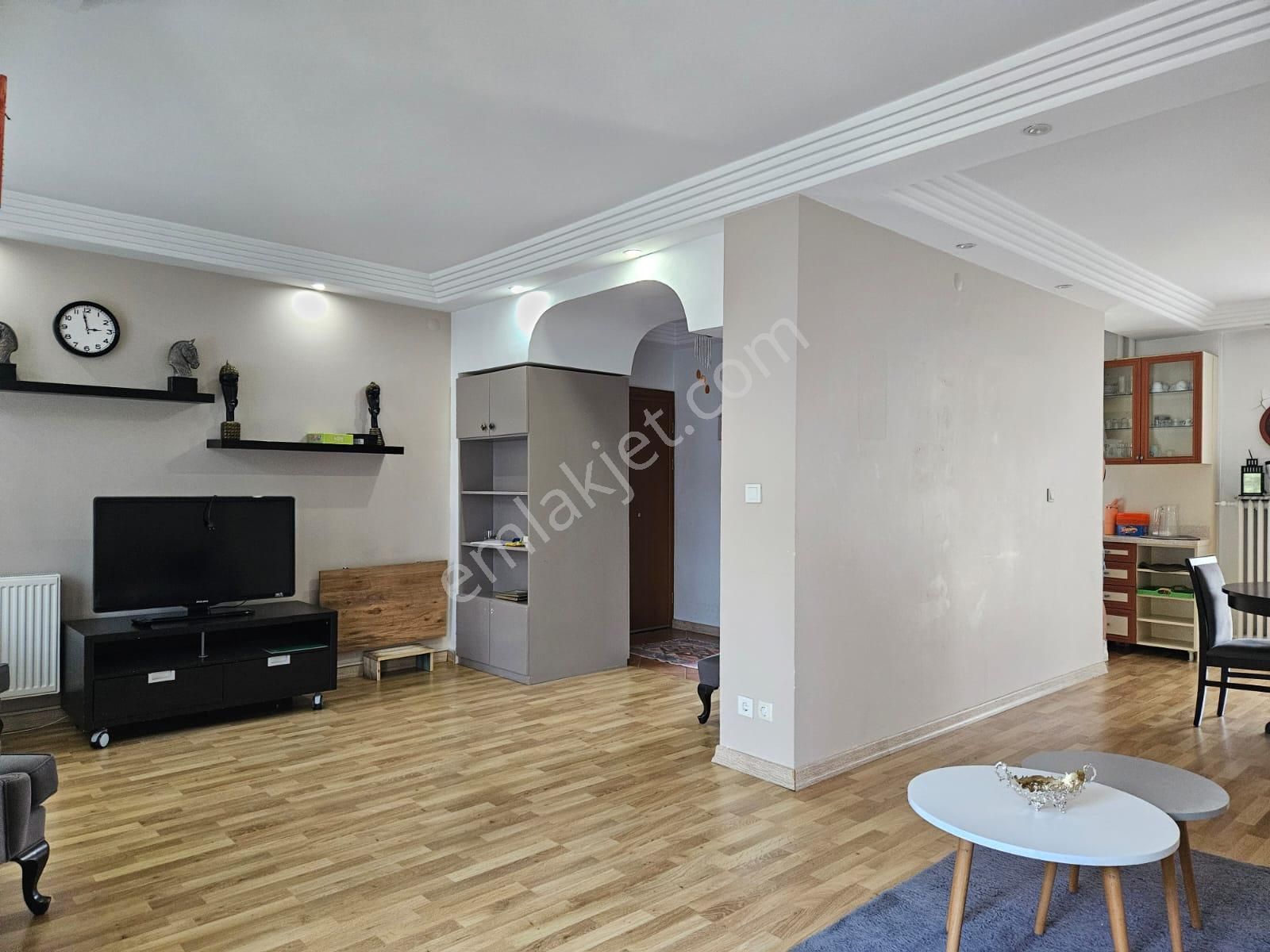 İstanbul Levent Nisbetiye Cad. Akmerkez Yanı Kiralık 2+1