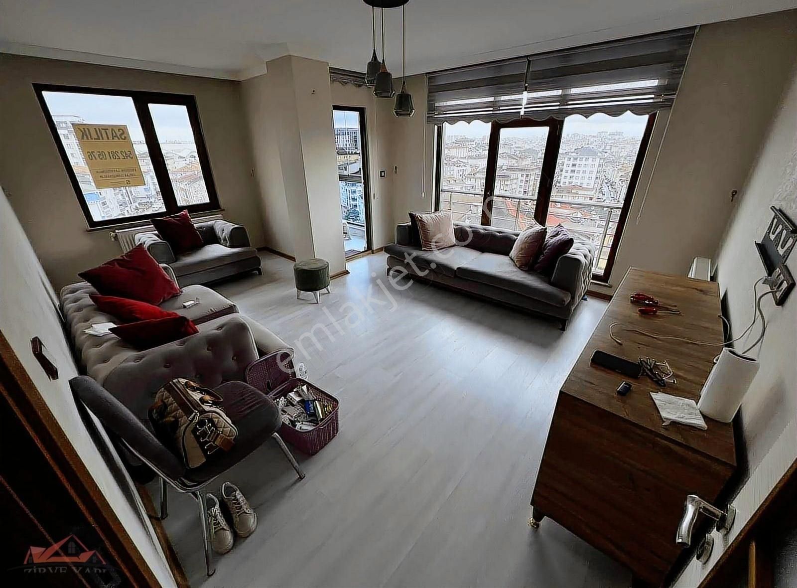 Eyüp Yeşilpınar Sitede Boş Manzaralı 8.kat 2+1 90m2 5.455.000tl