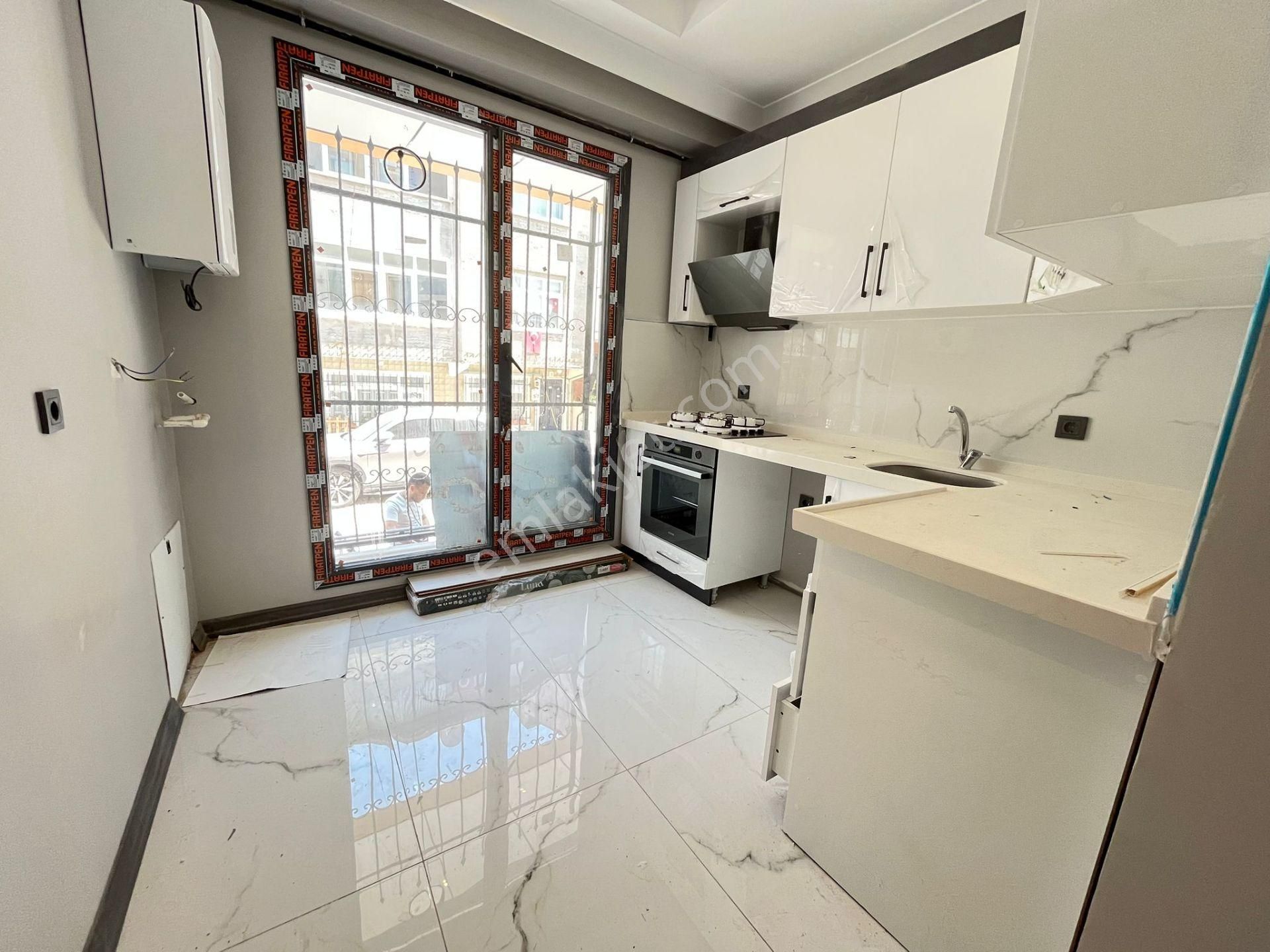 Loft'tn Sultanmurat Mh.sıfır Balkonlu 2+1 Kullanışlıyüksek Giriş