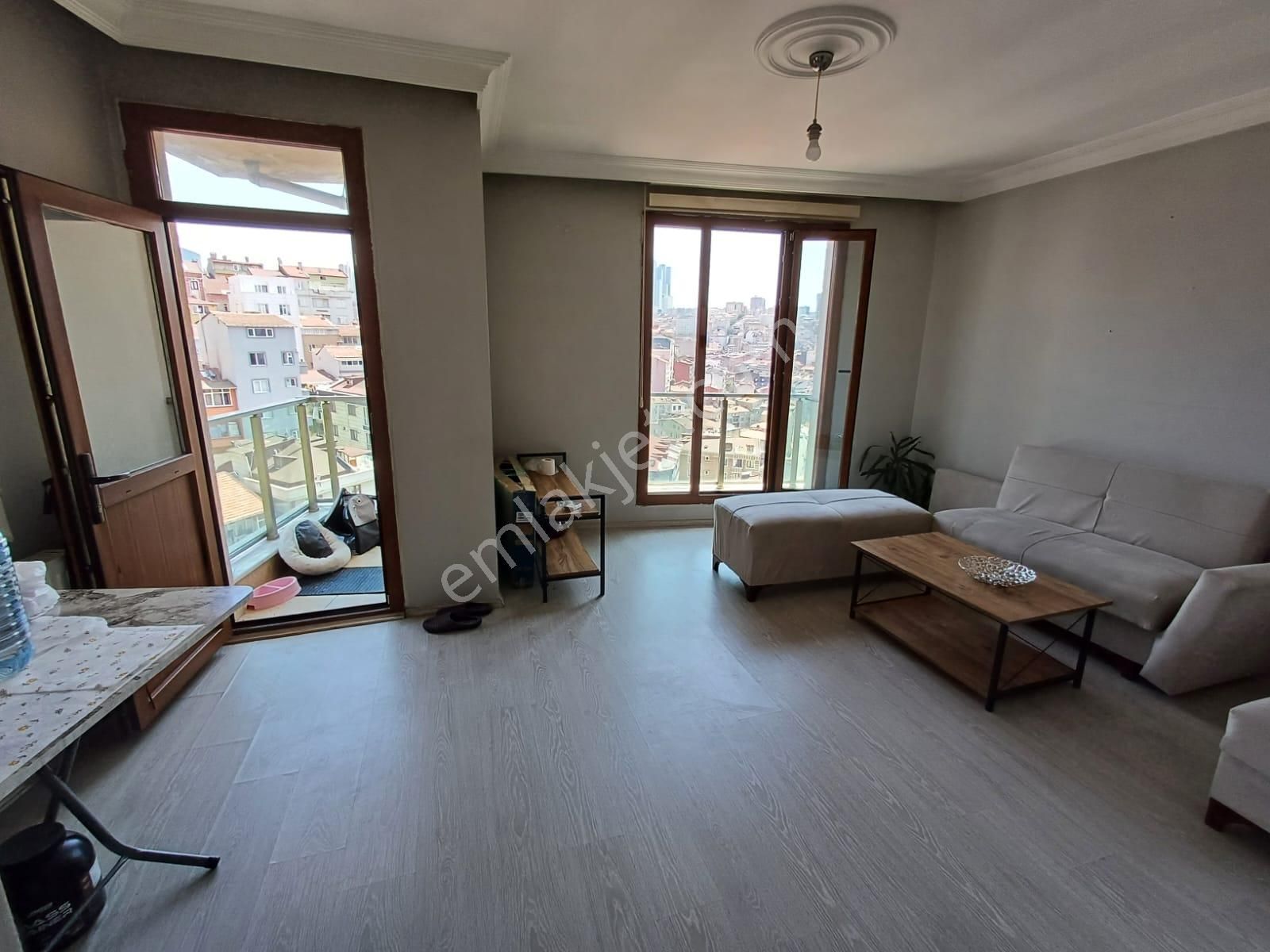 Gültepe De Balkonlu Manzaralı Satılık 2+1 Daire Eren Gayrimenkul