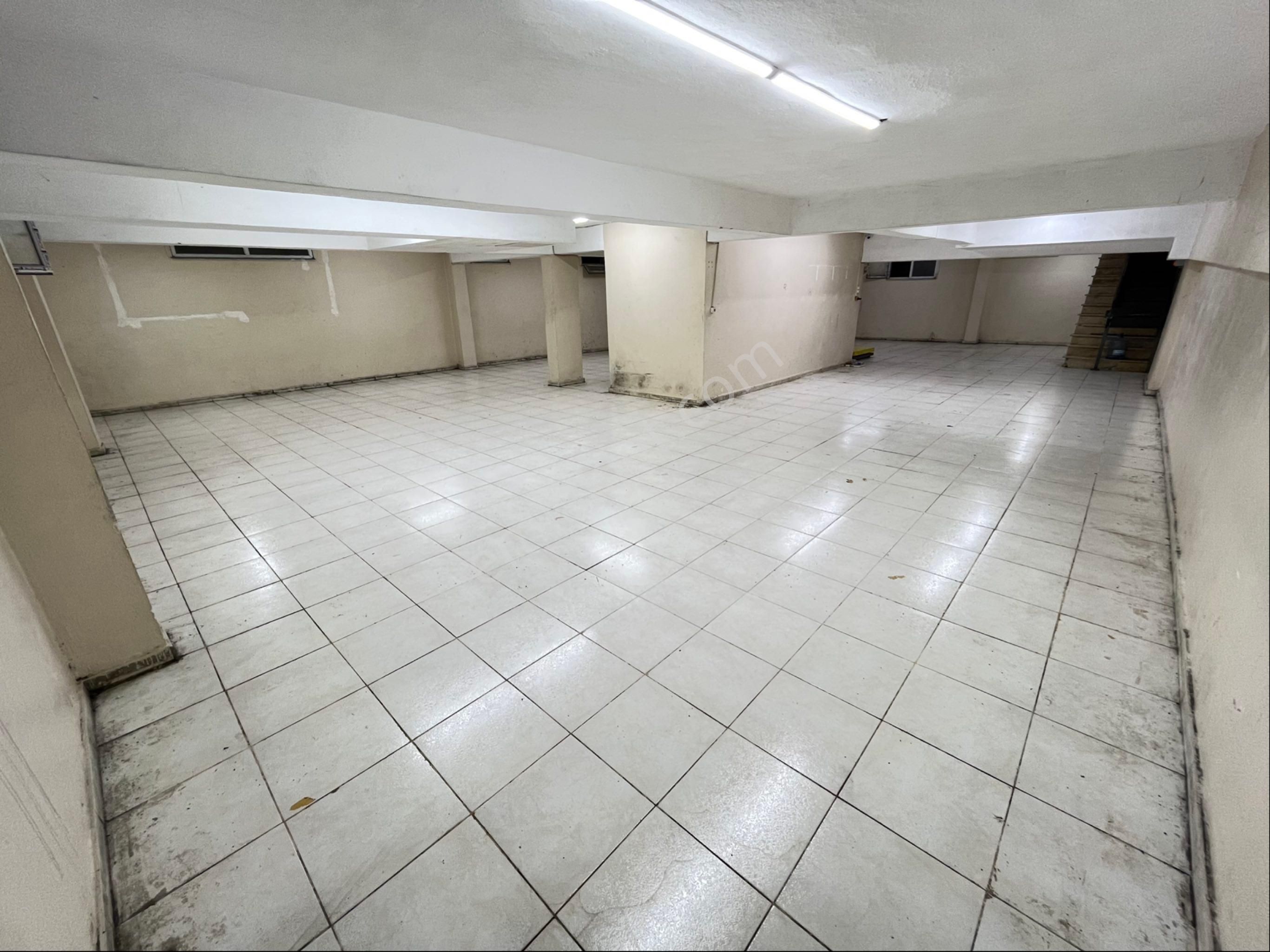 Baykal İnş. Cebeci Mah. Kiralık Dükkan 300m