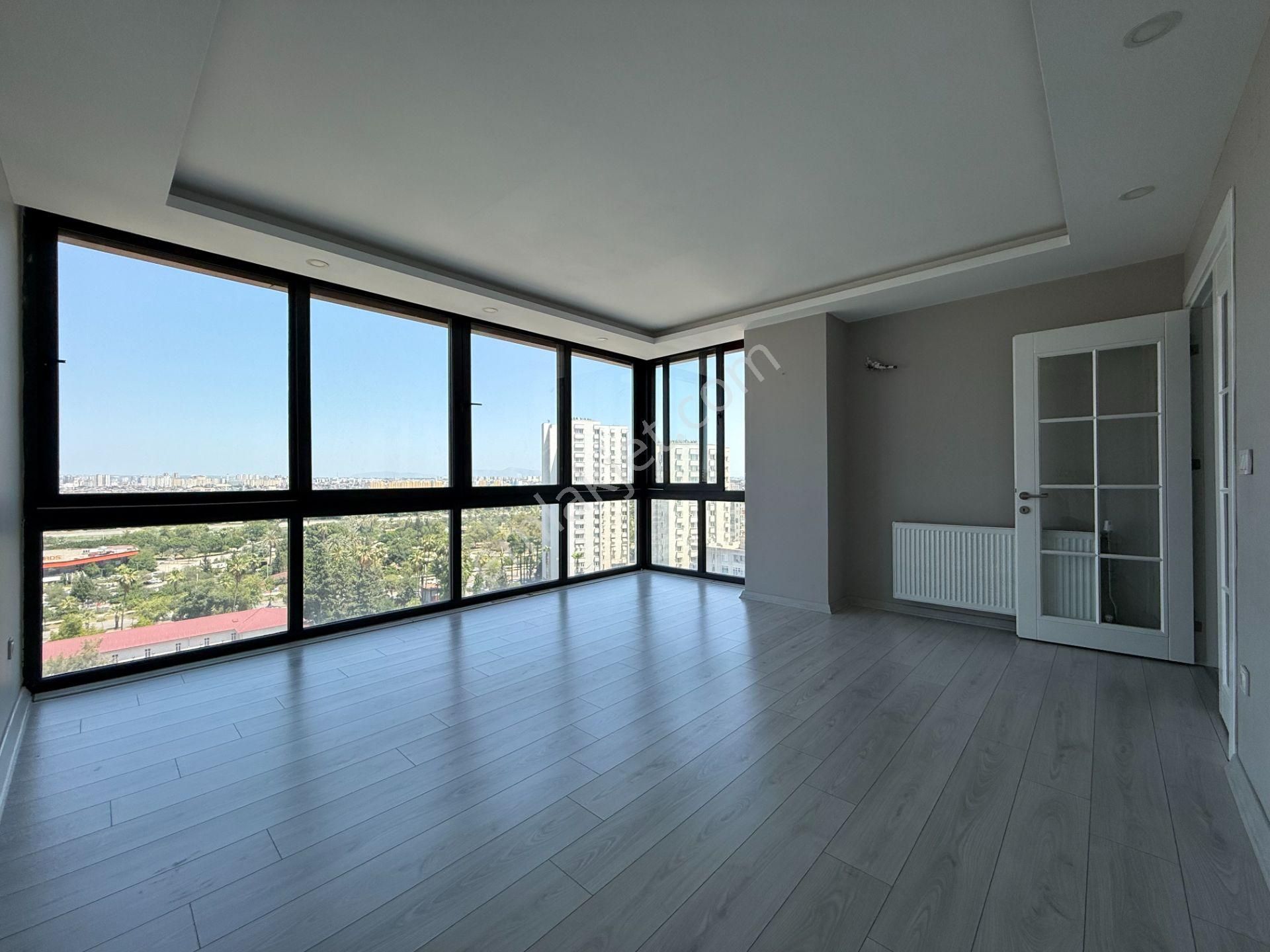 Toros Caddesinde 2+1 110 M2 Kapalı Mutfak/kapalı Otoparklı Daire