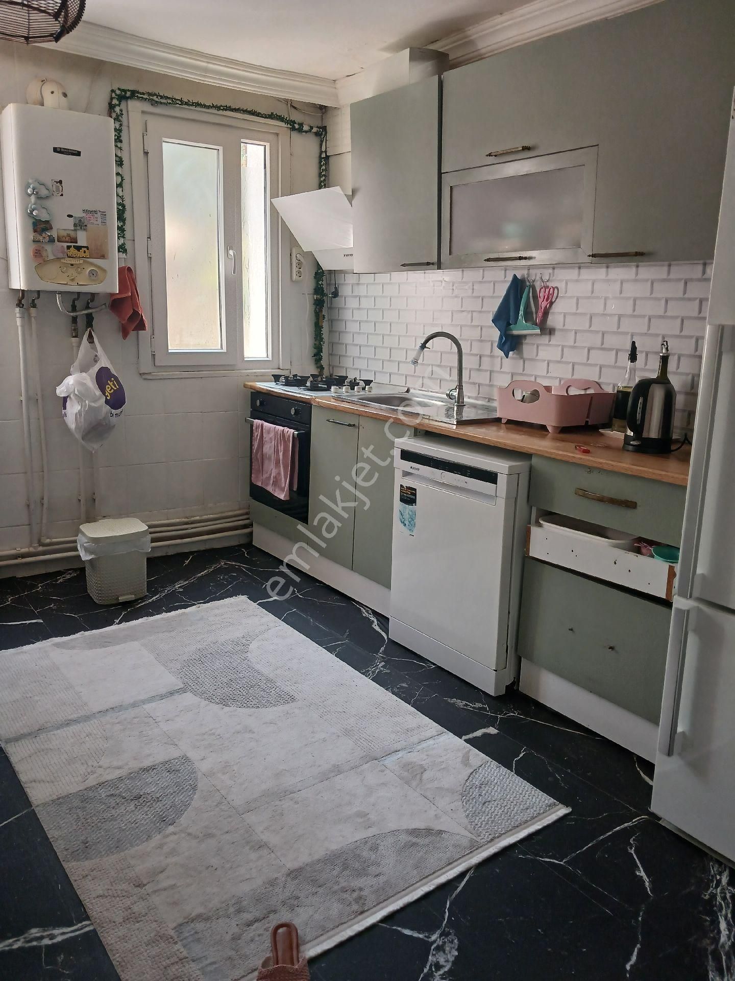 Büyükdere Merkez Mahallesinin De Satılık 3 Adet Daire. - Görsel 18