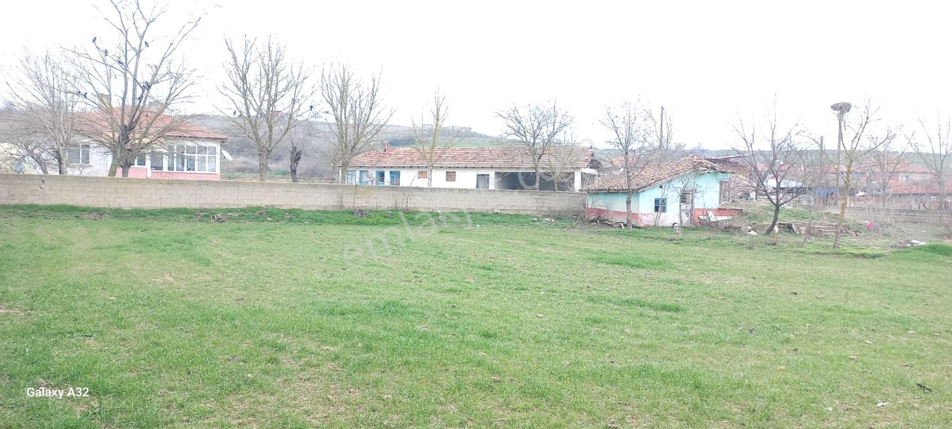 Kırklareli Pehlivanköy Kuştepe De Satılık 1200 M2 Müstakil Arsa