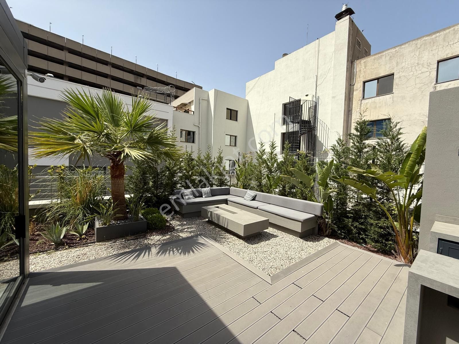 Kar Suites Alsancak Rezidans'da Satılık 2,5+1 Daire - Görsel 2