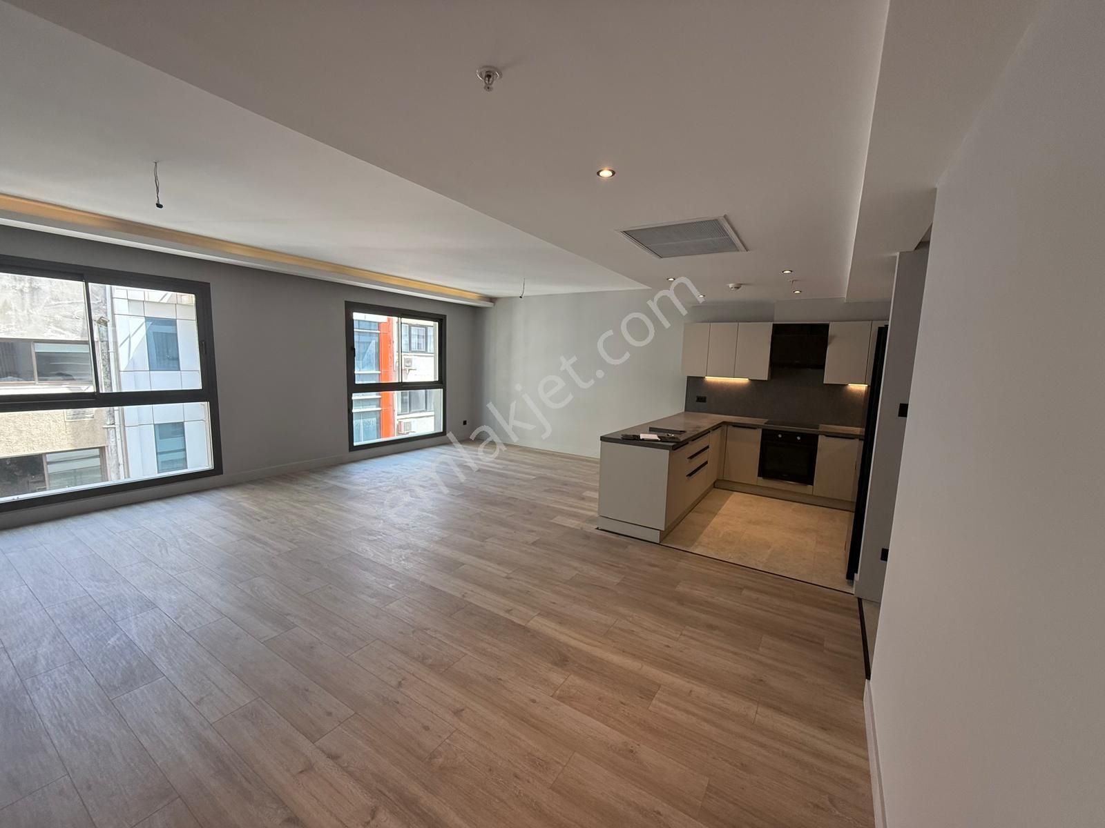 Kar Suites Alsancak Rezidans'da Satılık 2,5+1 Daire - Görsel 14