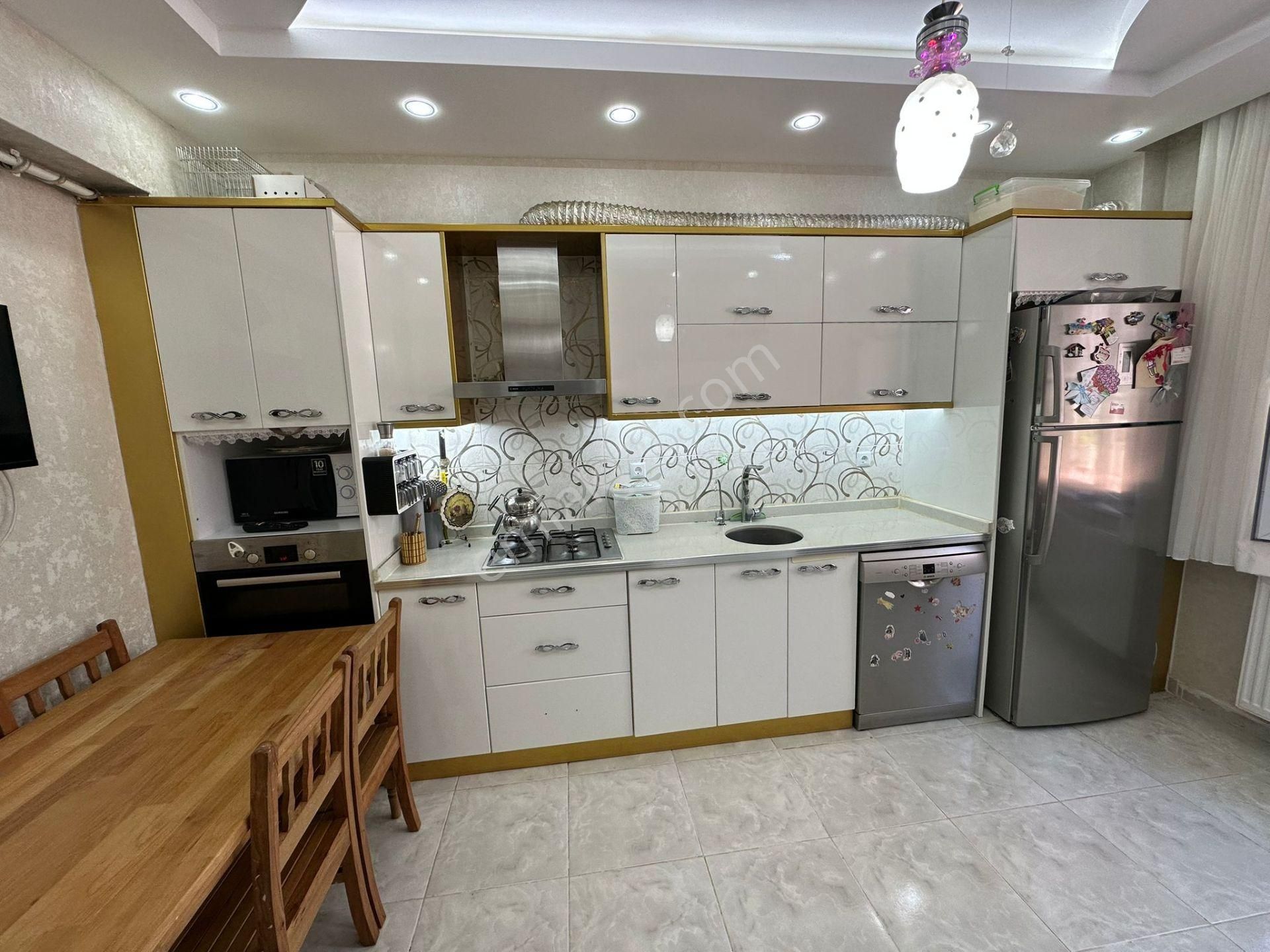 Çınar Gayrimenkul Dan Gaziantep Şahinbey İbnisina Satlık 3+1 Daire