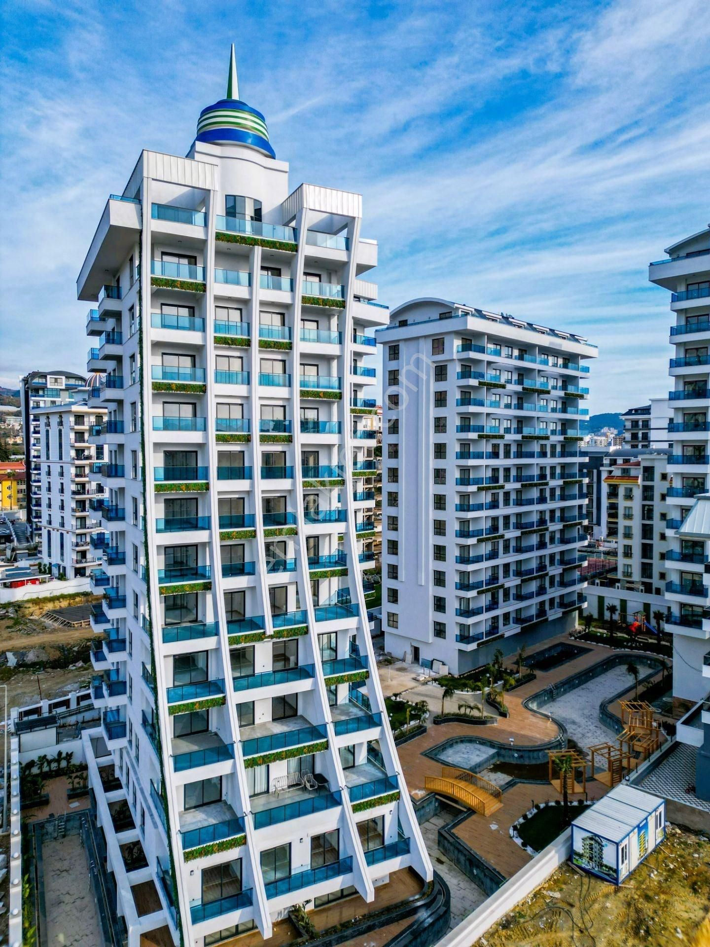 Alanya Mahmutlar 1+1 Premıum Kalite Ful Kompleks Satılık Daire