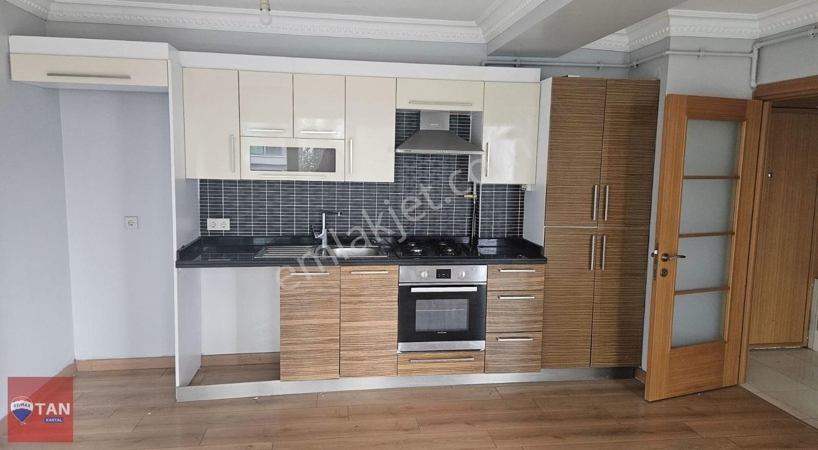 İstanbul Kartal Yakacık Kiralık Yakacık Life Sitesi 1+1 Daire