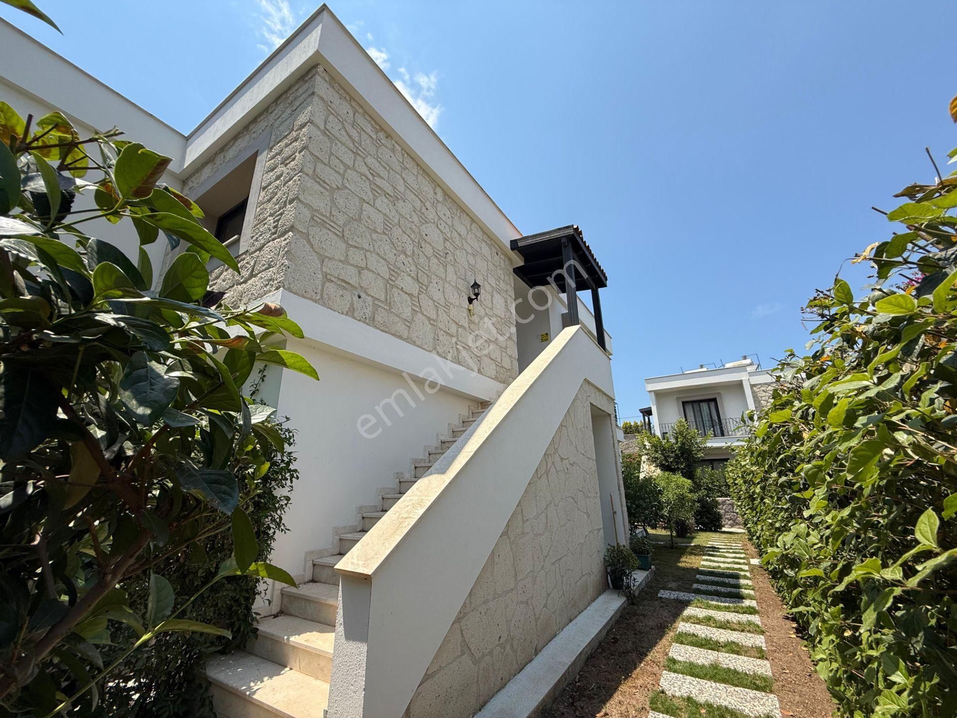 Yalıkavak Gökçebel’de Satılık 2+1 Üst Kat Daire