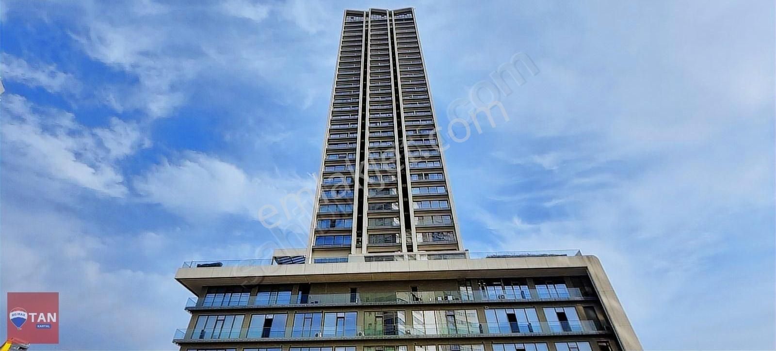 Kartal Helıs More Resıdence Deniz Manzaralı 1+1 Satılık Daire