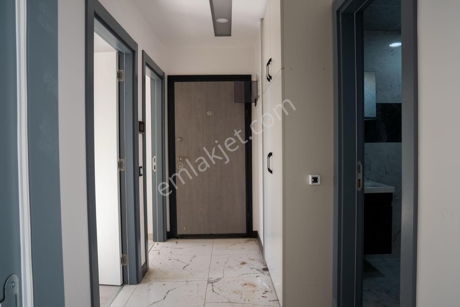 Demirel 'de Sıfır Arakat Önü Full Açık 2+1 Daire - Görsel 8