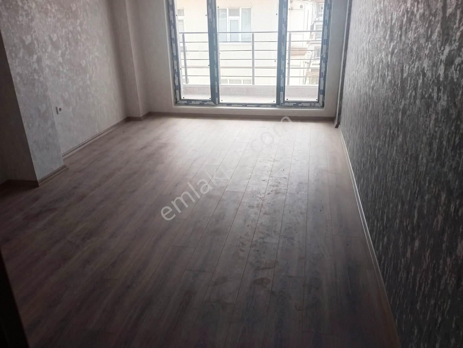 Ankara, Altındağ, Aydınlıkevler Mahallesinde Yeni Bina 3+1 Dubleks