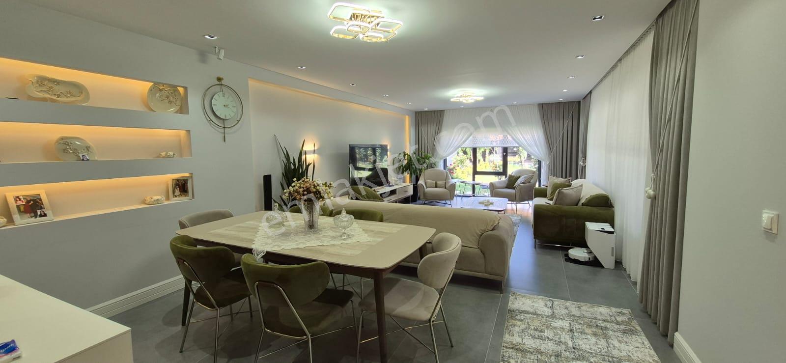 5+1 Güney Cephe 280 M2 Super Lüks Villa - Görsel 12