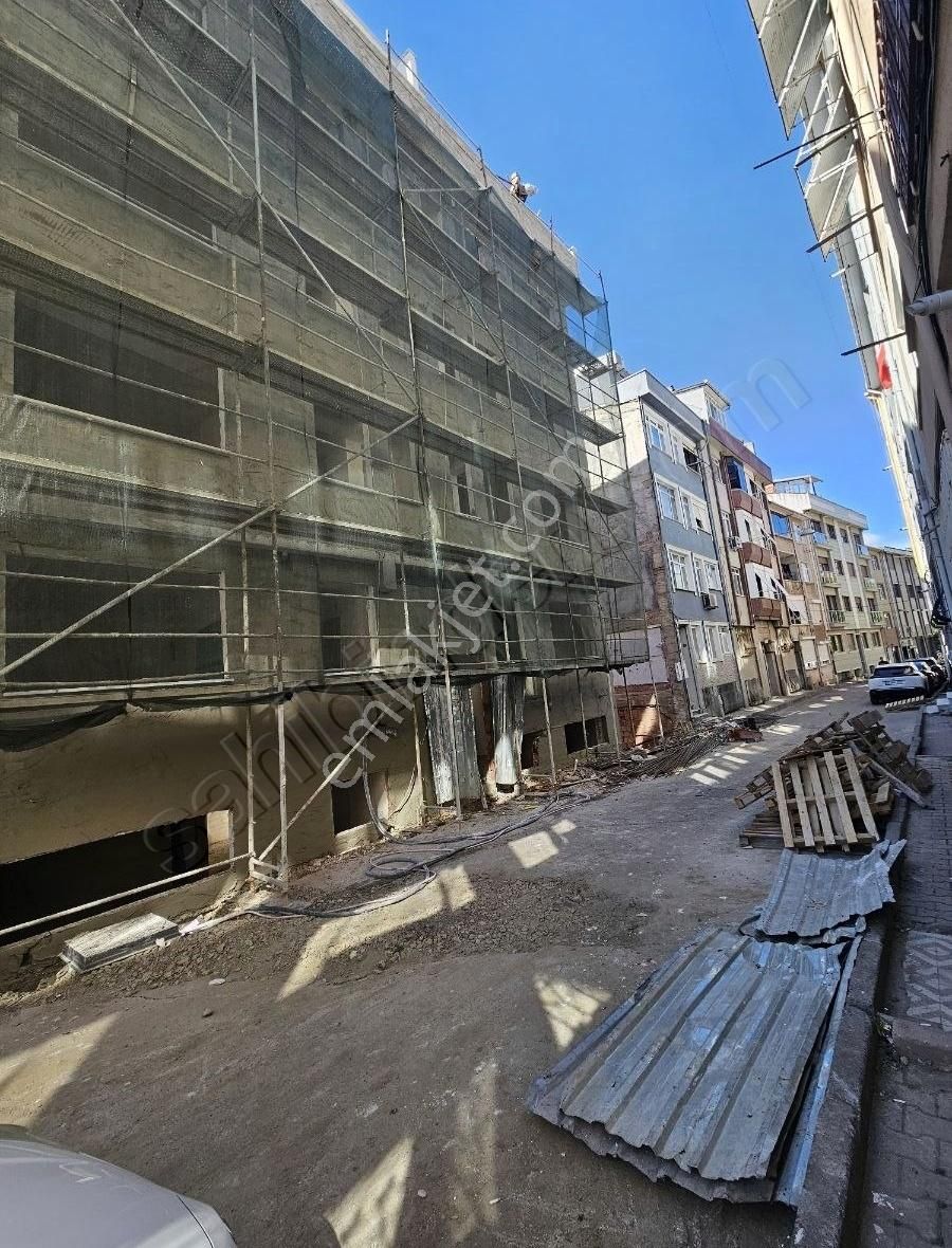 Üsküdar Merkez Ahmediye' De İnşaattan 2+1 Sıfır Daire Bahçe Katı