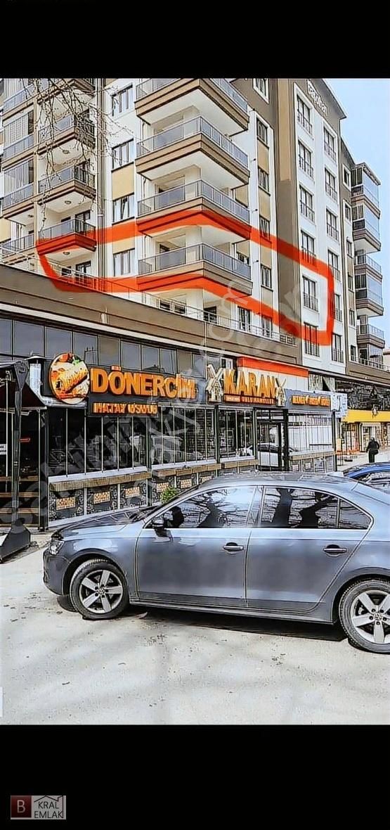 Kral Emlaktan Arakat Cadde Üzeri Ferah 3+1 Daire