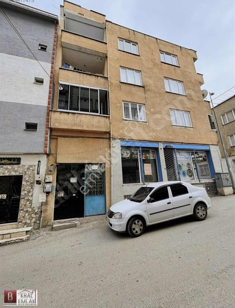 Esenevlerde Metroya 2 Dk Mesafede Kiralık 2+1 Daire