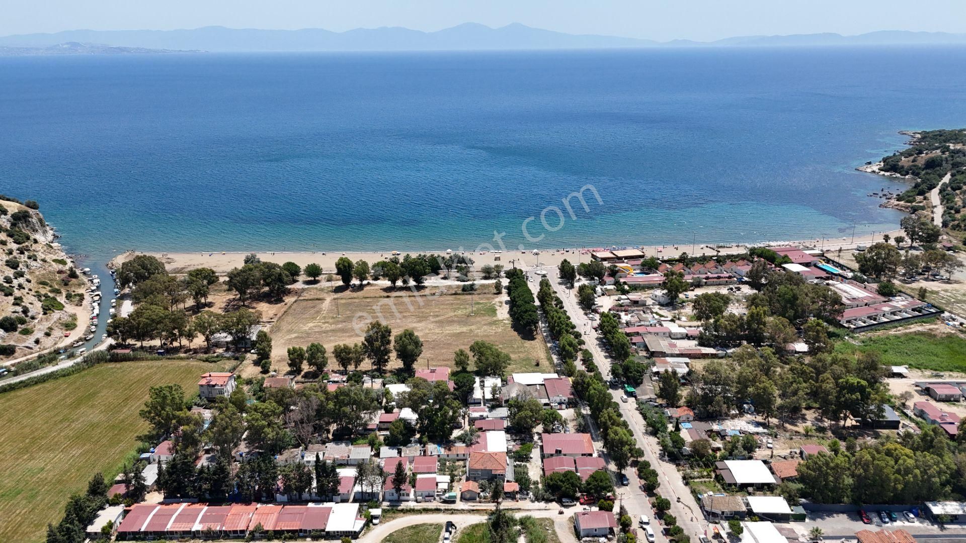 İzmir Ahmetbeyli Sahil Tarafında Satılık 150 M2 Yazlık Bahçeler