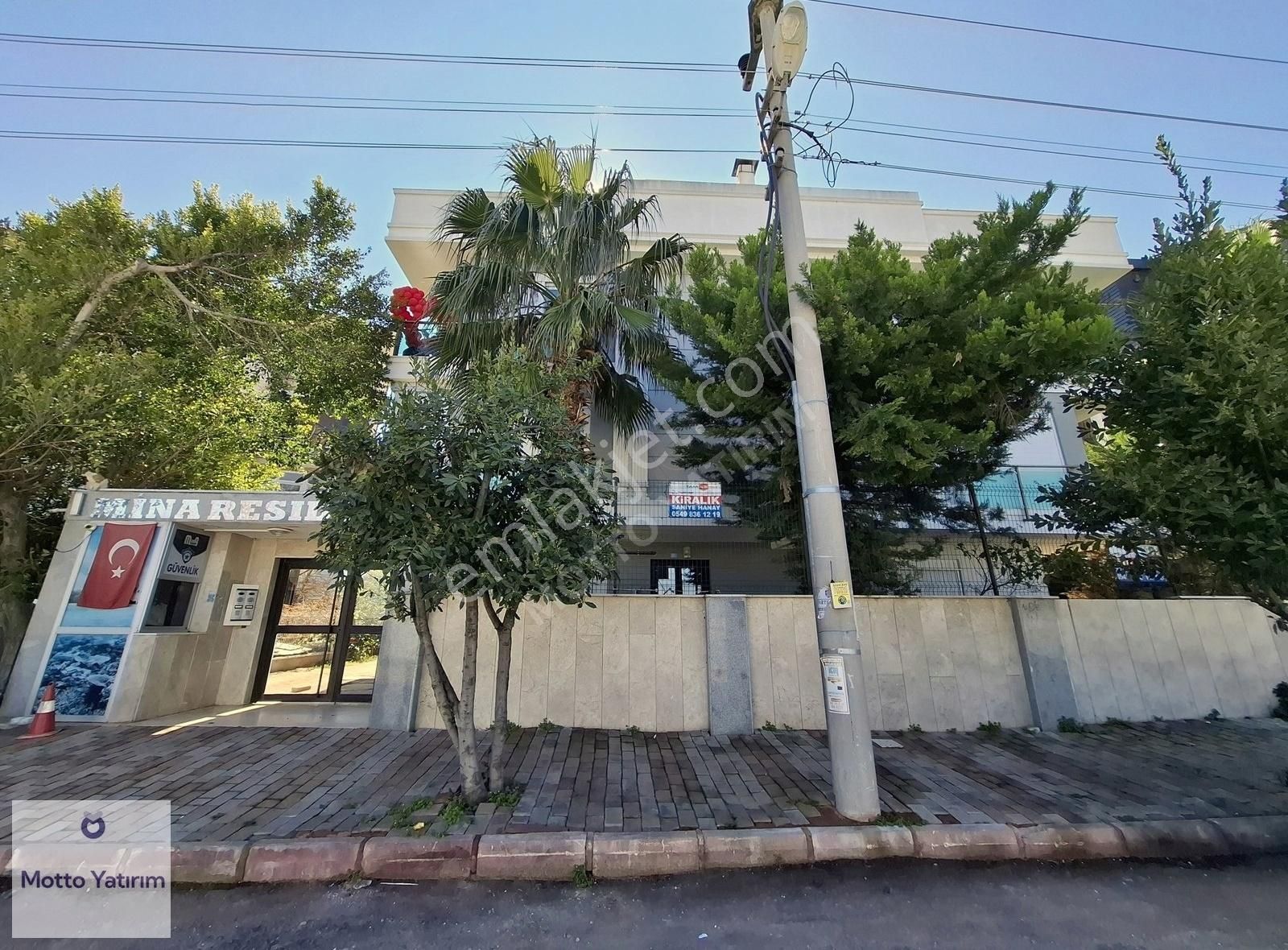 Burhan Aydın Dan Güzeloba Da Özellikli Sitede Şık 1+1 Daire