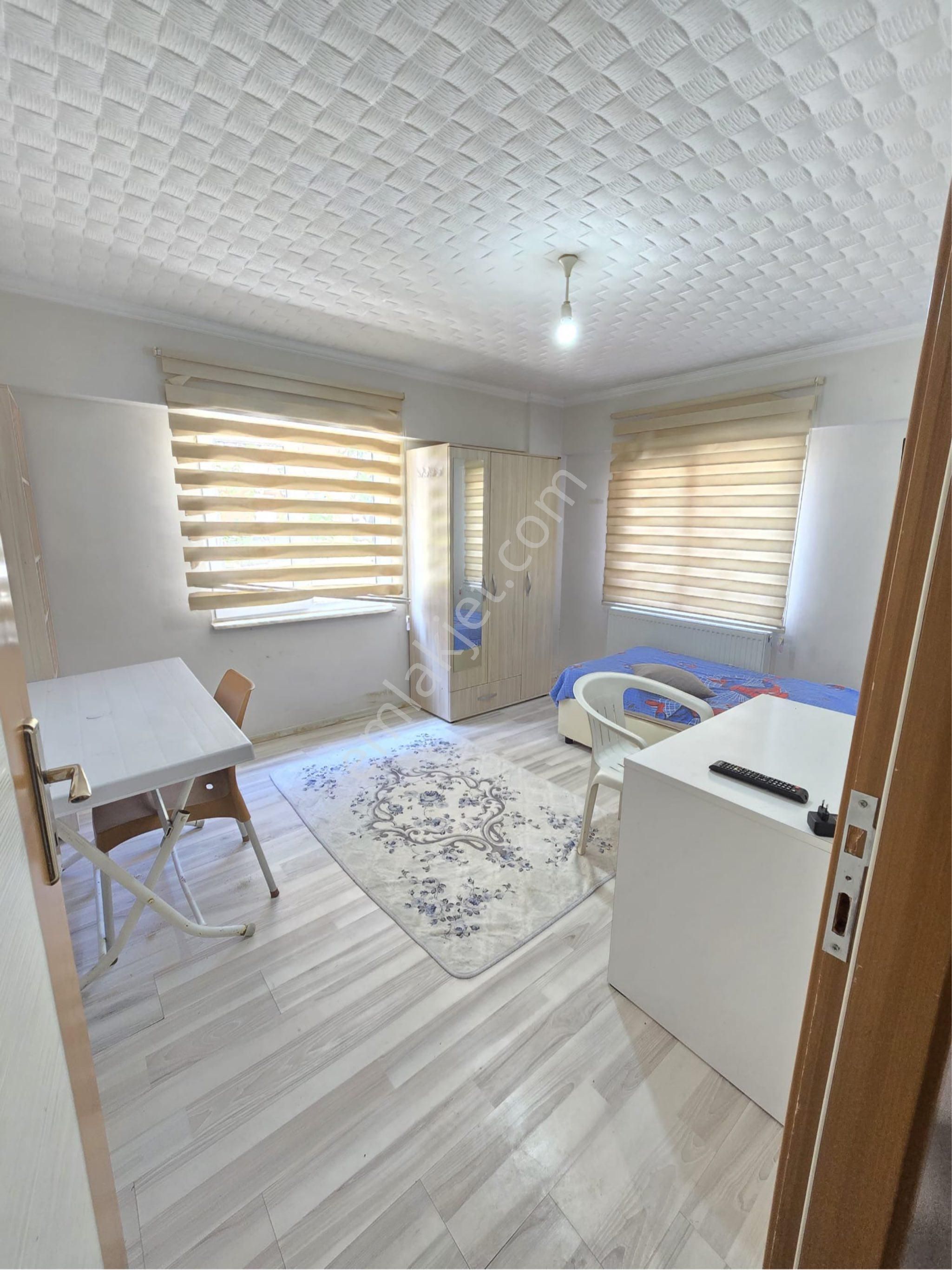 Isparta Fatih Mahallesinde Satılık 2+1 Eşyalı Apart