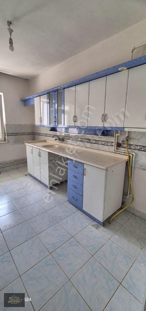 19 Mayıs Tramvay Durağına 250m Civarında Ms Planlı Daire Satılık