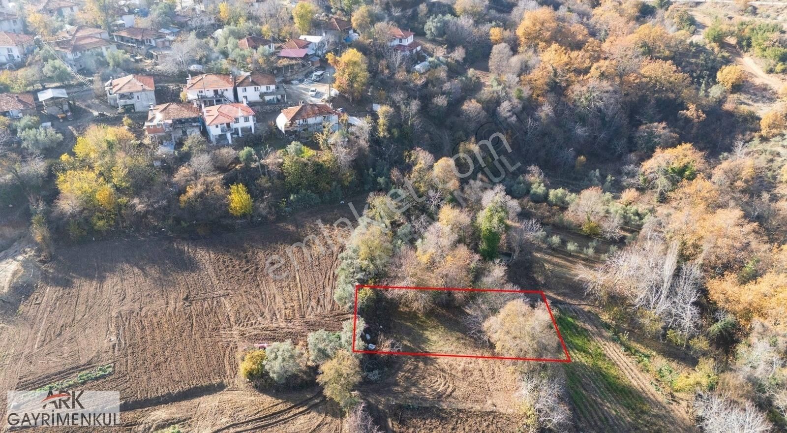 Bozyer'de Satılık Kırsal Yerleşim Planı İçerisinde 345m2 Arsa