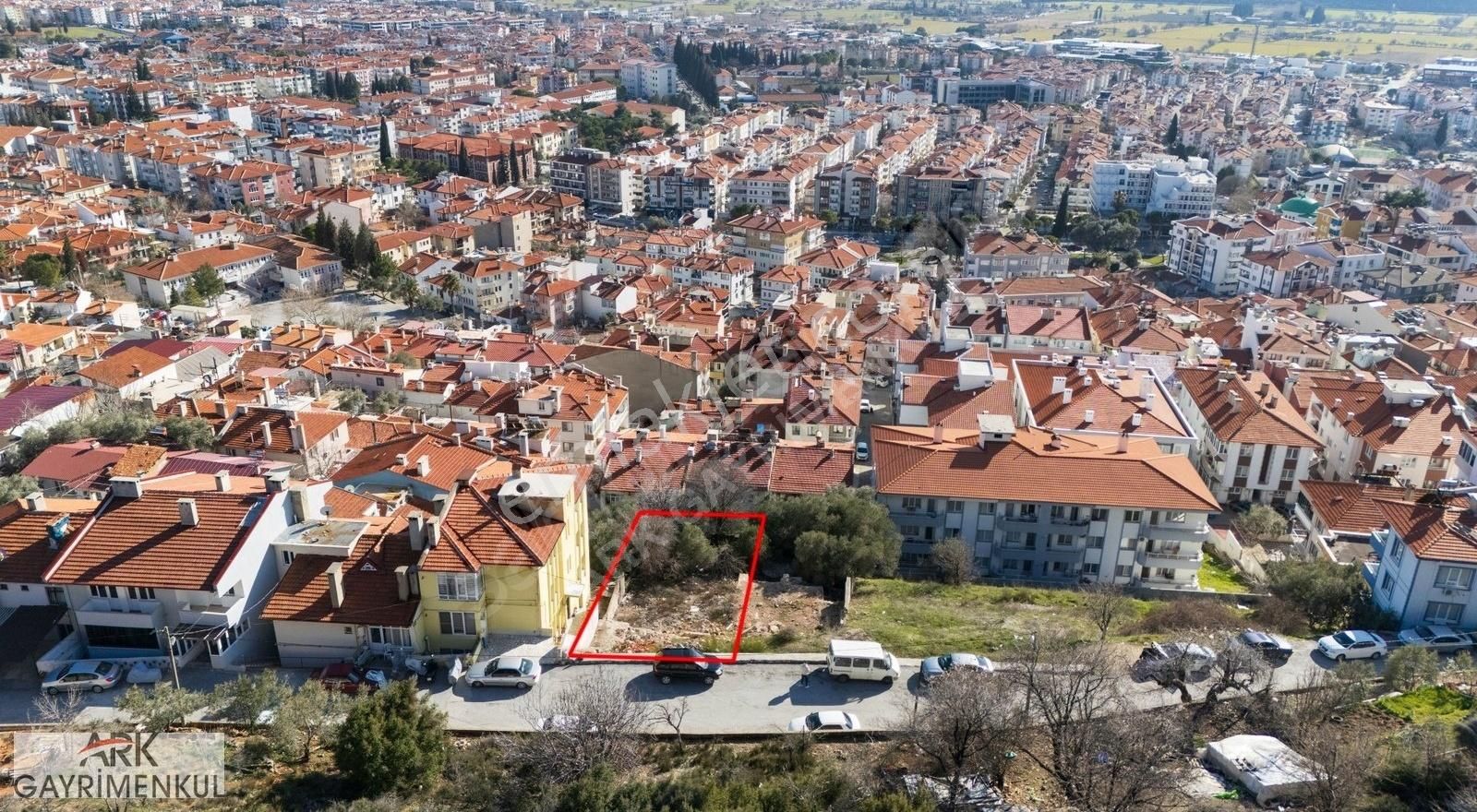 Fırsat! Muğla Merkez'de 6 Adet 2+1 Dairelik 240m2 Satılık Arsa - Görsel 3