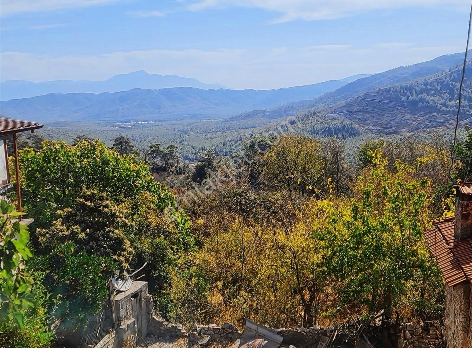 Yakacik Mh. 486 M2 Satılık Arsa.