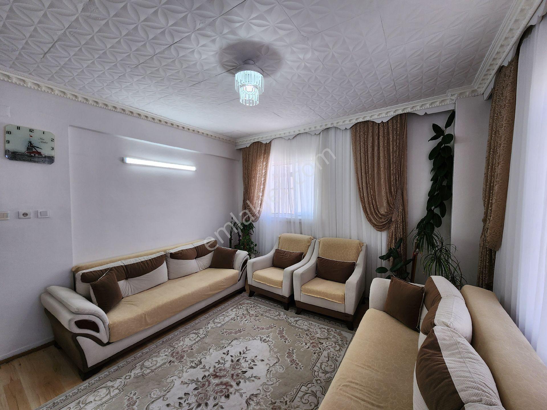 Bayar Gayrimenkulden 3+1 Doğalgazlı Parkeli Yalıtımlı Daire - Görsel 2