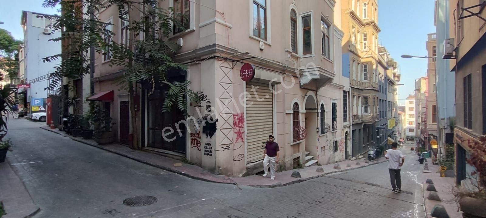 Myd Galata Deniz Manzaralı Balkonlu 2+1 Kiralık Daire
